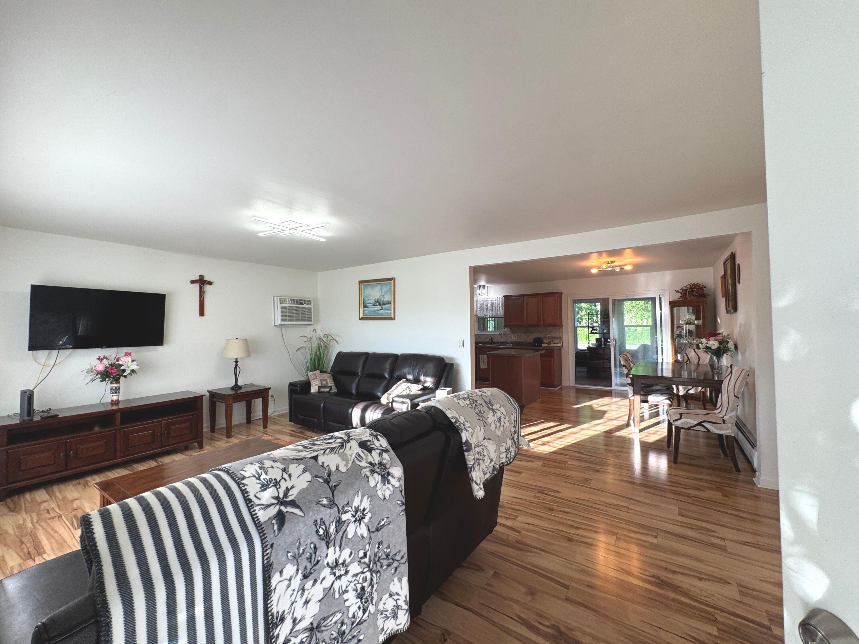2155 N West Shafer Drive, Monticello, IN 47960; Image #3