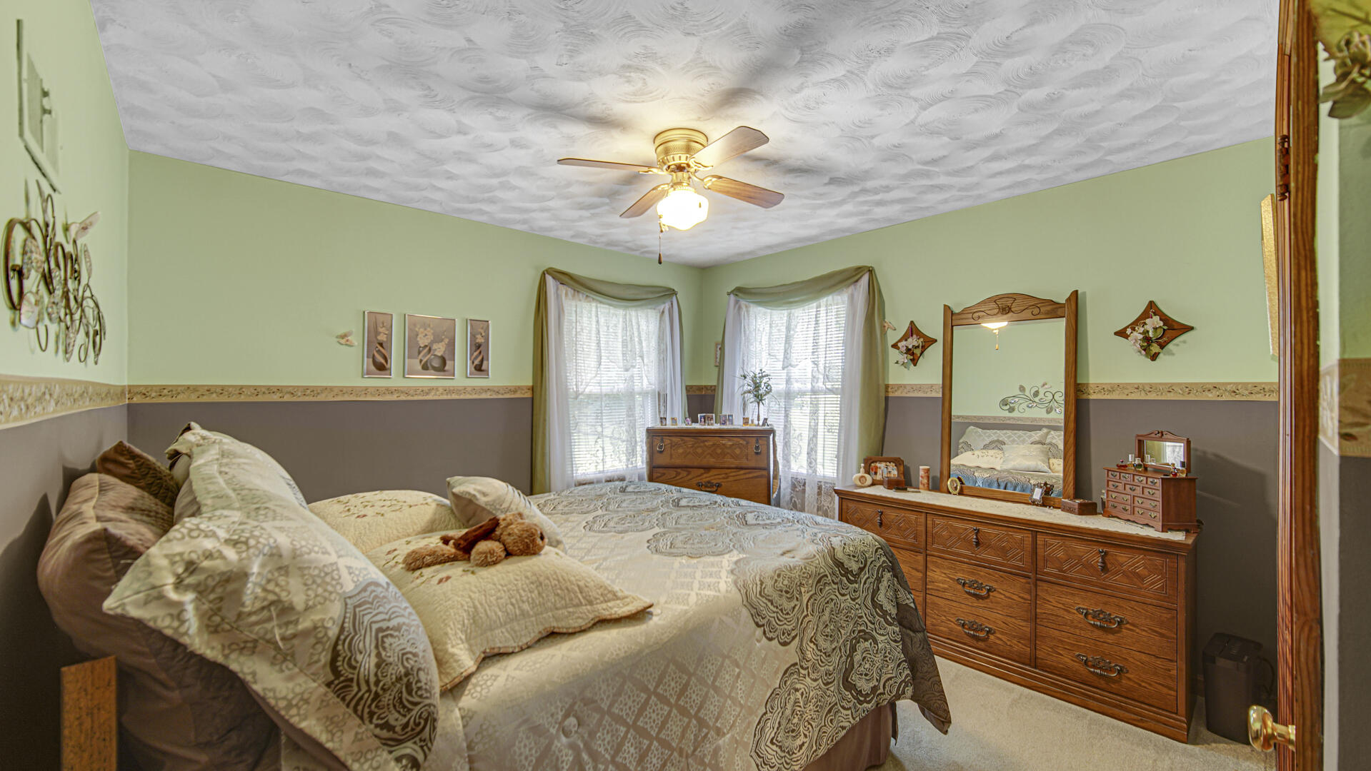 5567 N 350 E, Rolling Prairie, IN 46371; Image #17