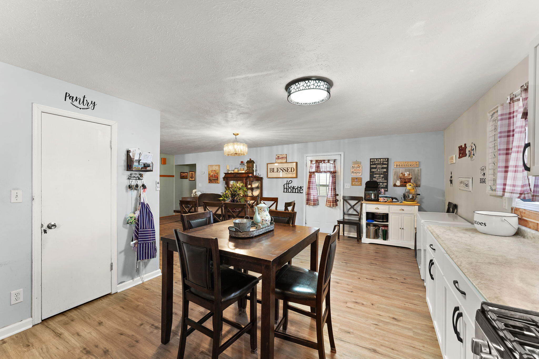33 E Washington Avenue, Hobart, IN 46342; Image #11