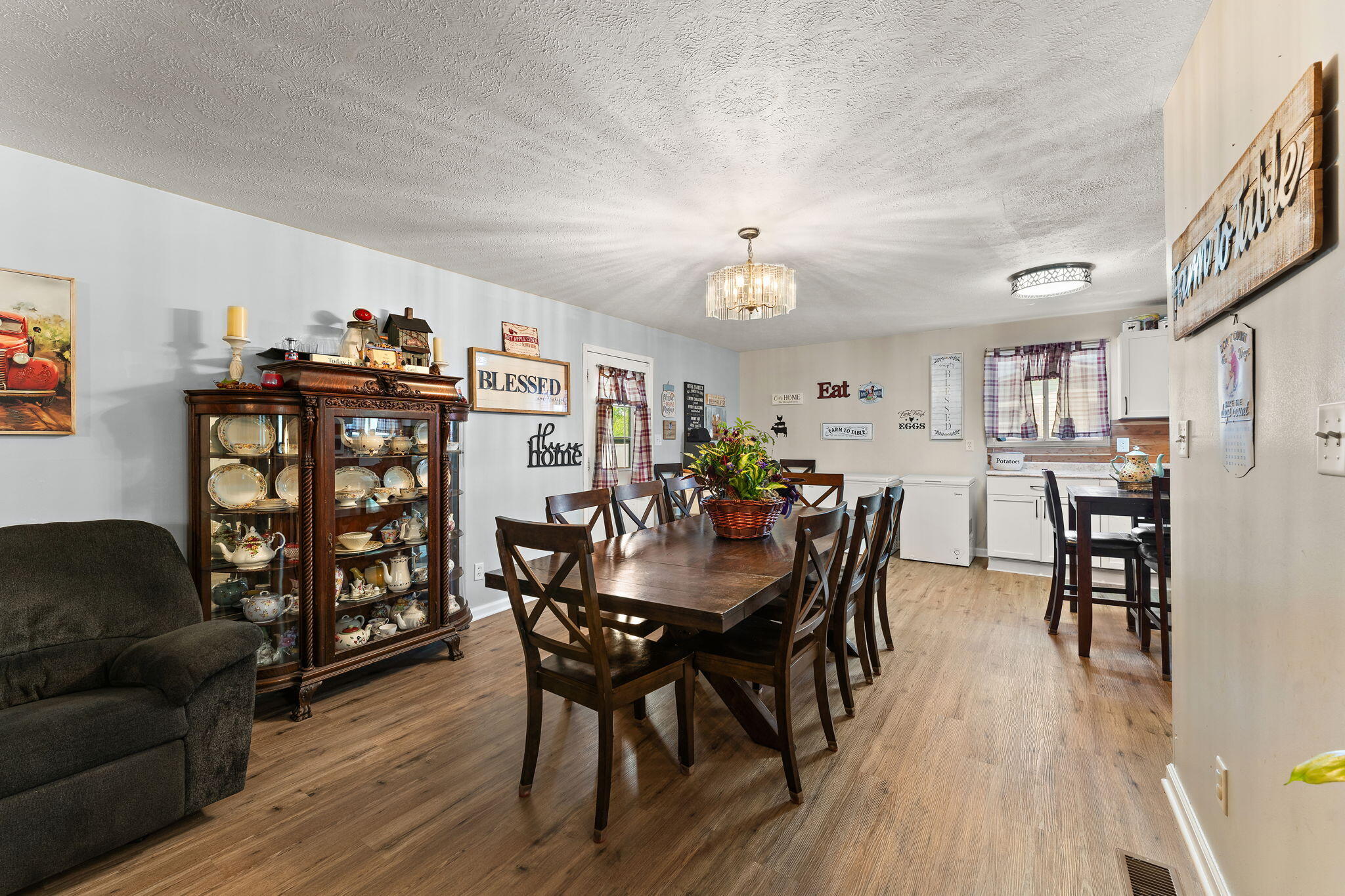 33 E Washington Avenue, Hobart, IN 46342; Image #13