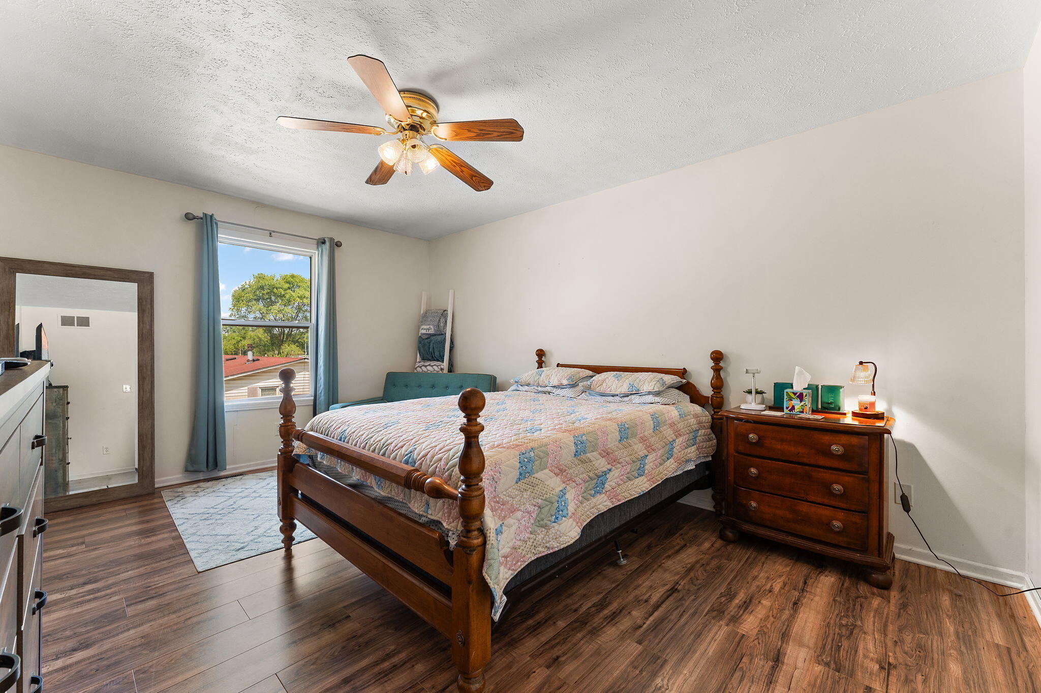 33 E Washington Avenue, Hobart, IN 46342; Image #16
