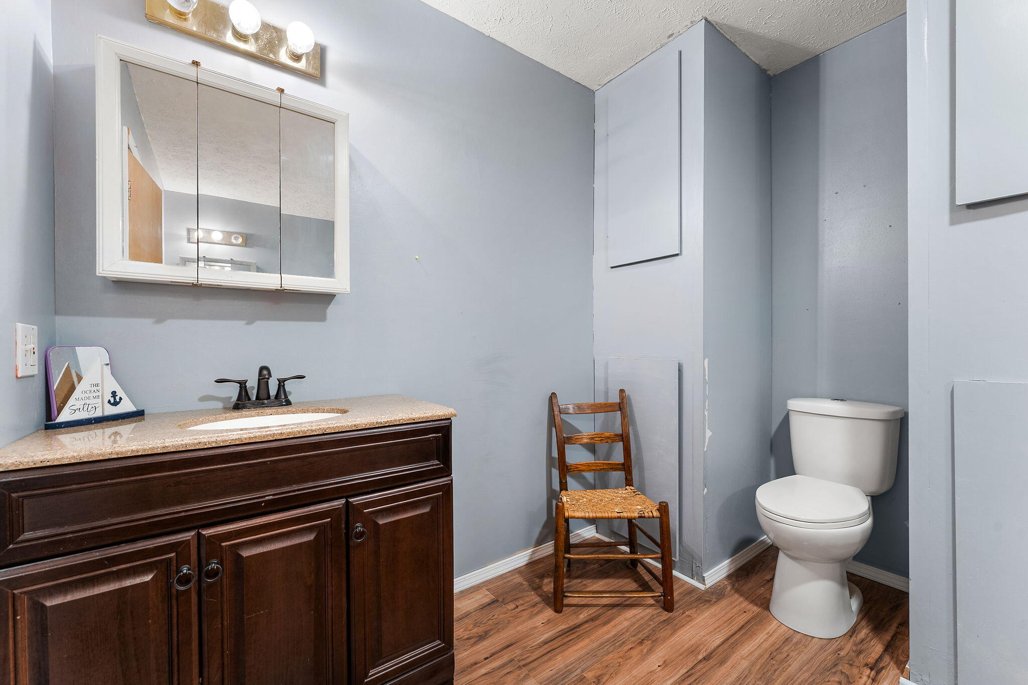 33 E Washington Avenue, Hobart, IN 46342; Image #19
