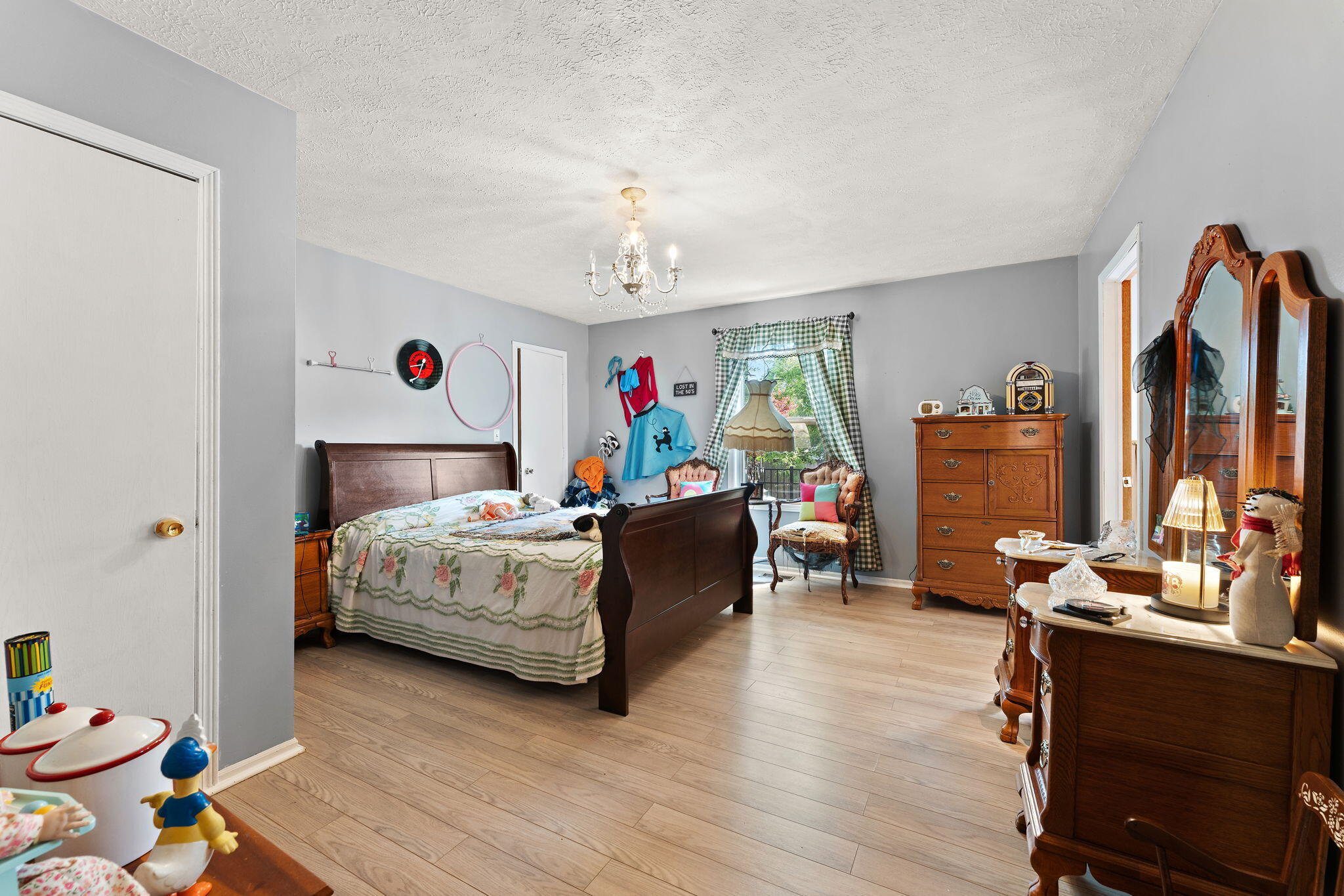 33 E Washington Avenue, Hobart, IN 46342; Image #23