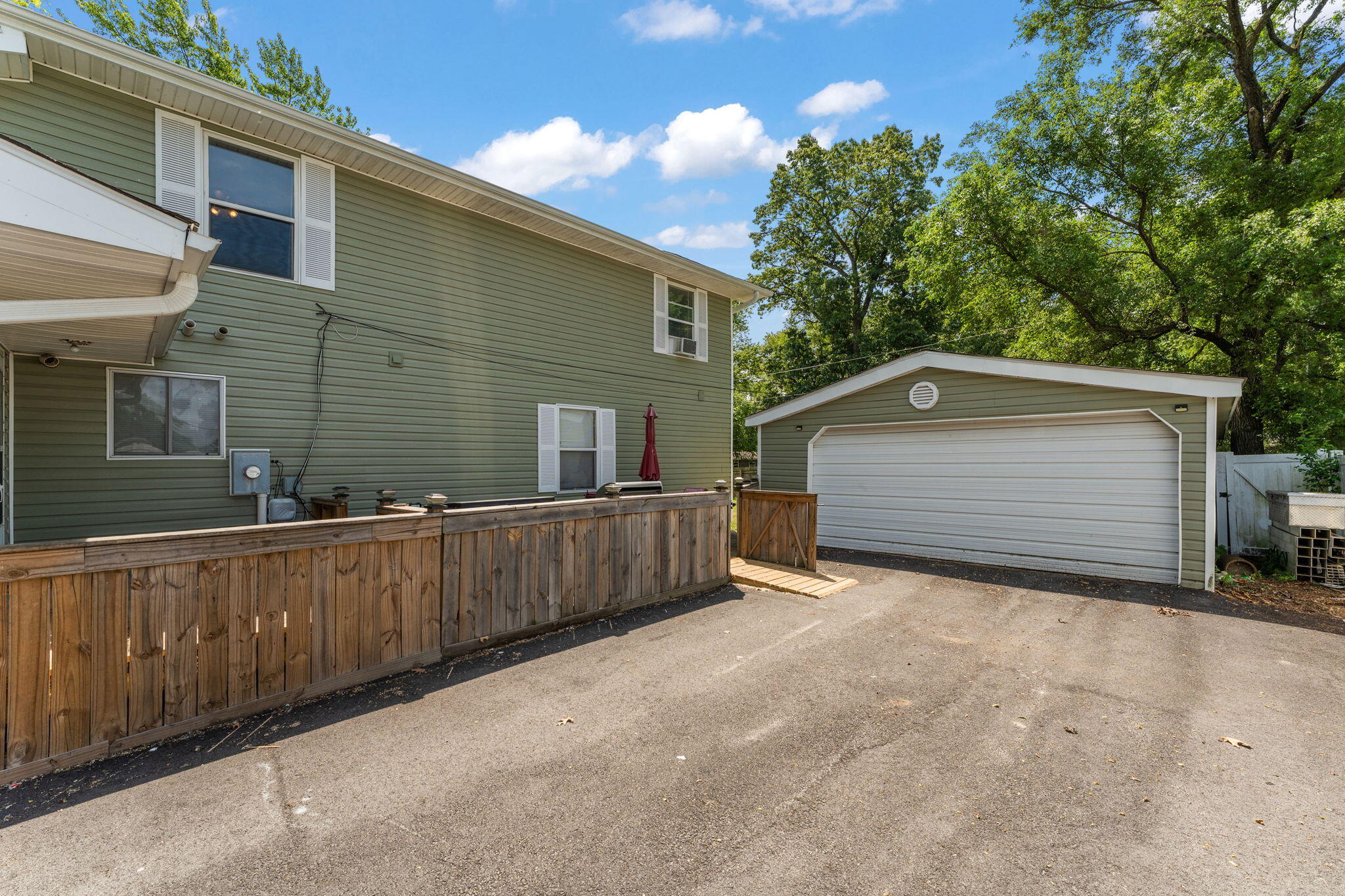 33 E Washington Avenue, Hobart, IN 46342; Image #32