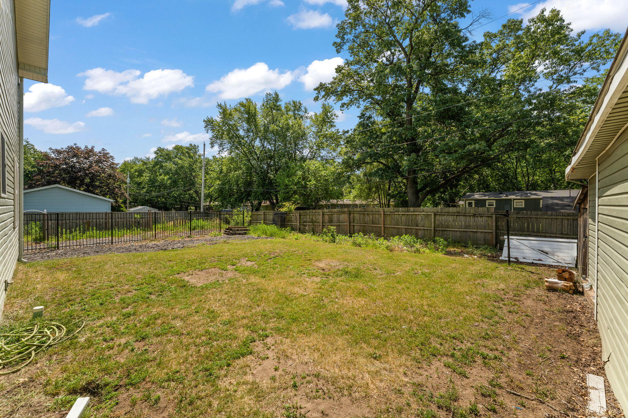 33 E Washington Avenue, Hobart, IN 46342; Image #33