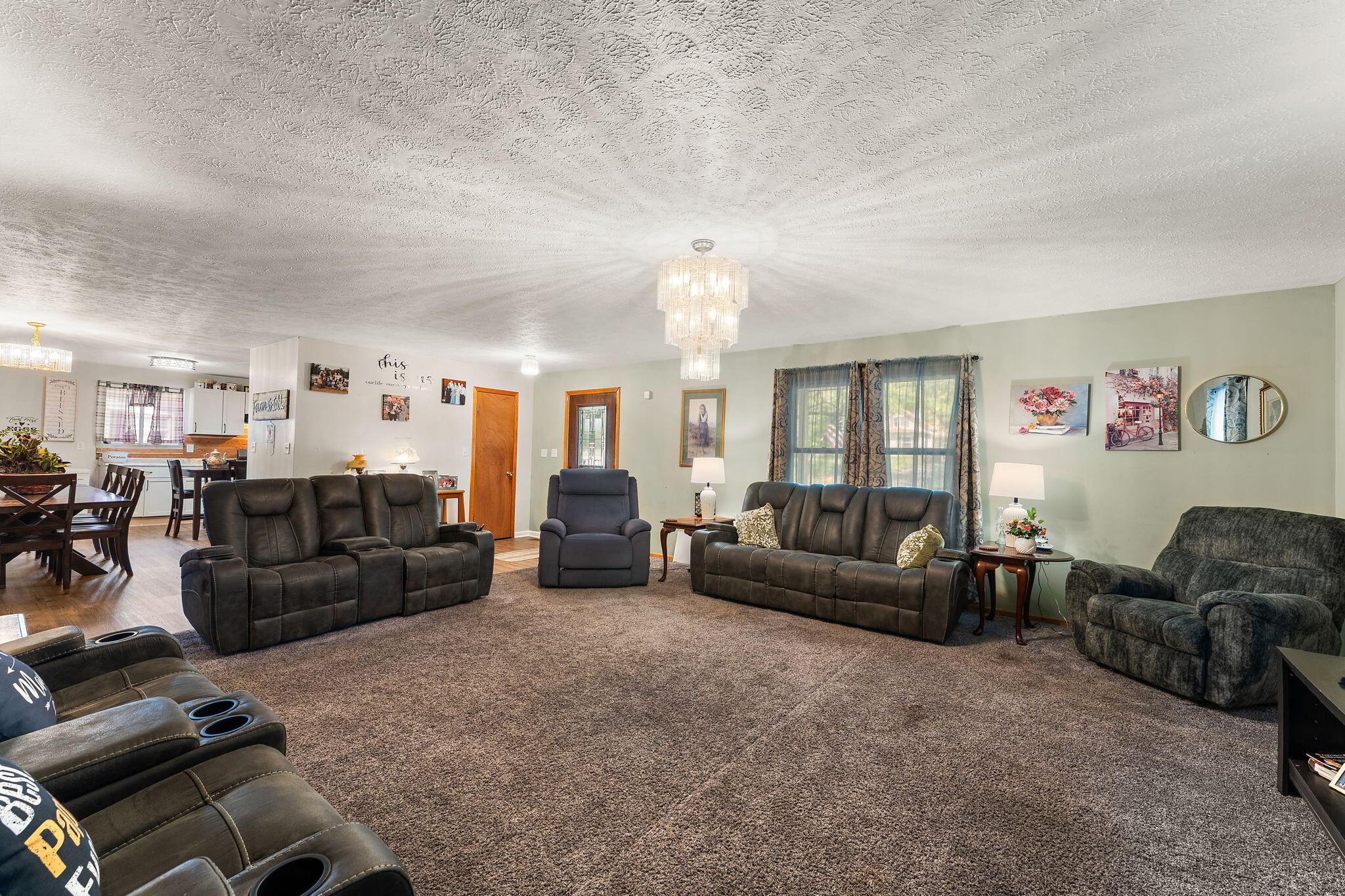 33 E Washington Avenue, Hobart, IN 46342; Image #9