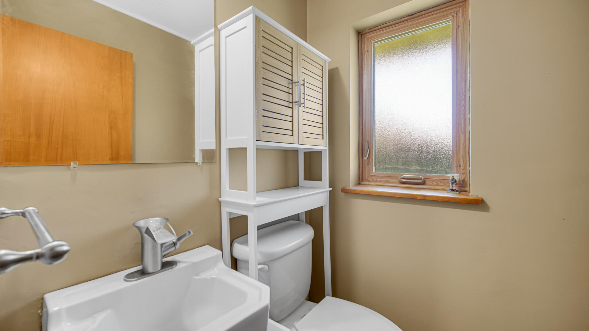 8306 Crestwood Avenue, Munster, IN 46321; Image #13