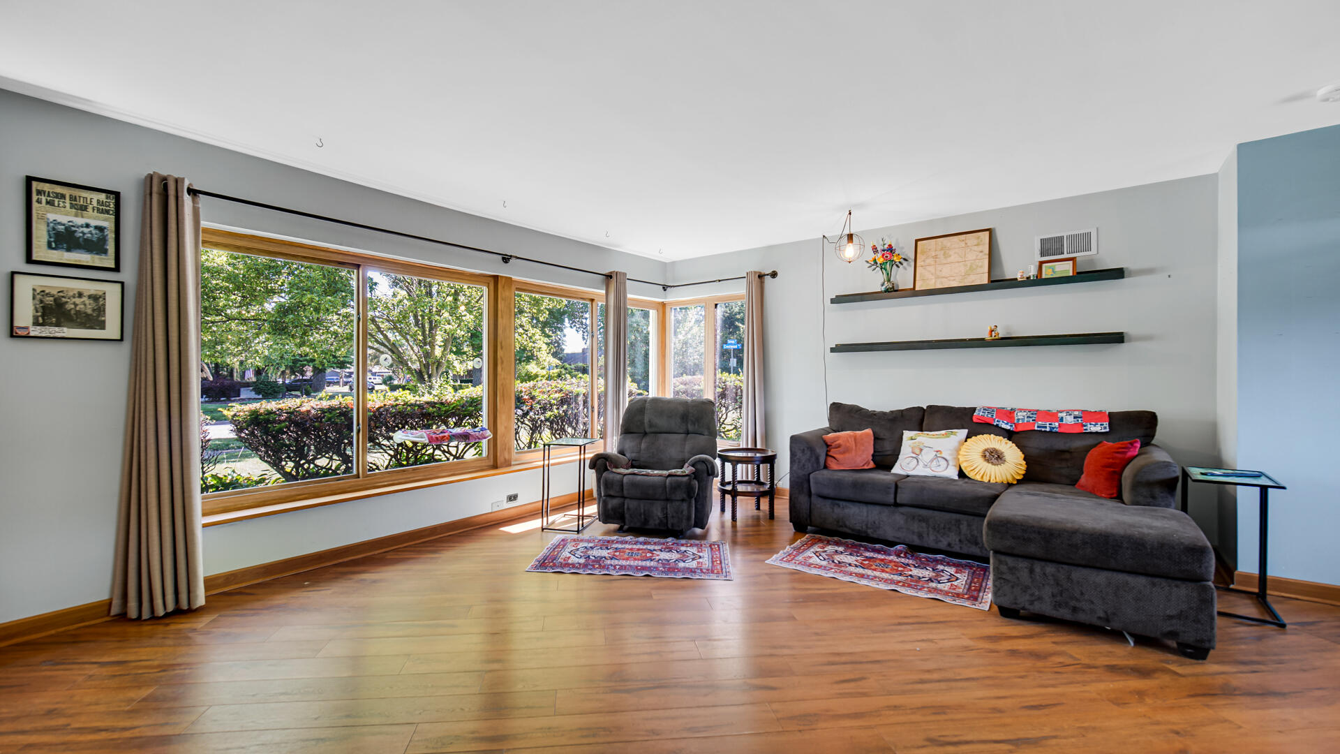 8306 Crestwood Avenue, Munster, IN 46321; Image #4