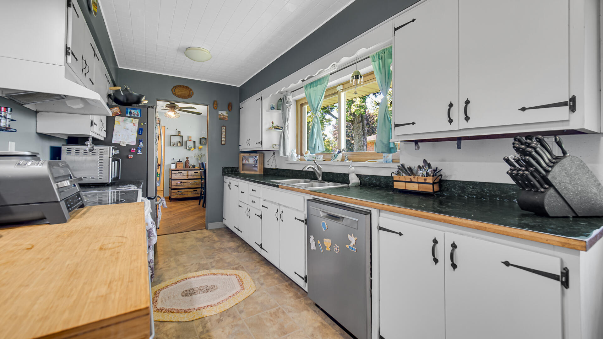 8306 Crestwood Avenue, Munster, IN 46321; Image #8