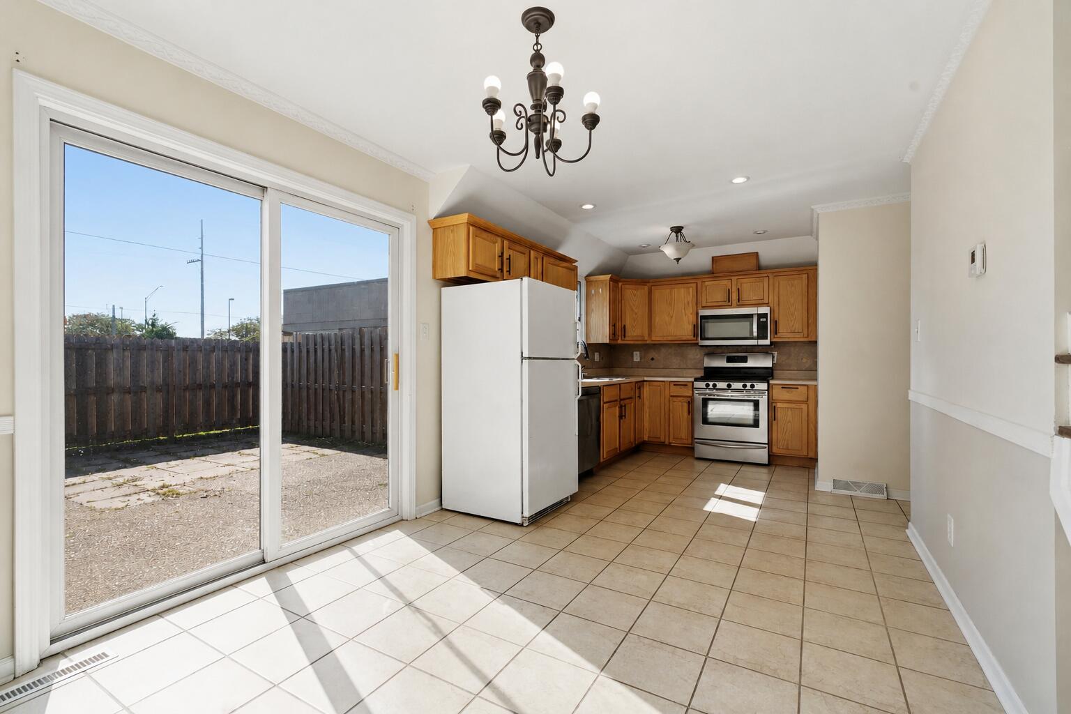 7933 Jefferson Avenue, Munster, IN #4b, 46321; Image #3