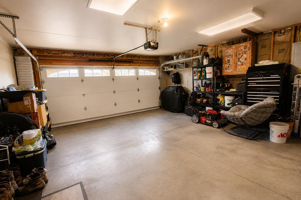 204 Walnut Crossing Drive, Walkerton, IN 46574; Image #8