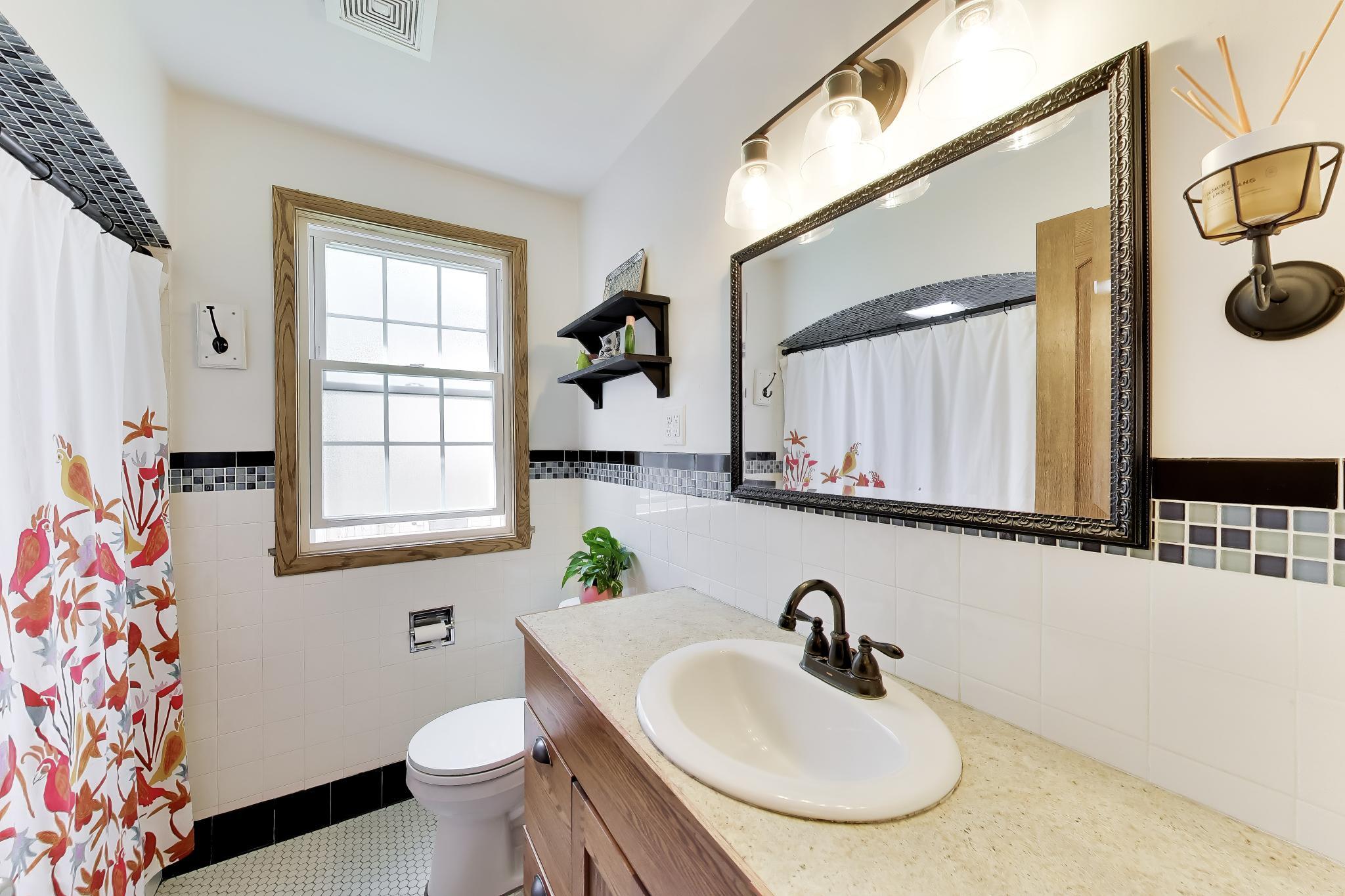 3290 Ridge Road, Highland, IN 46322; Image #14