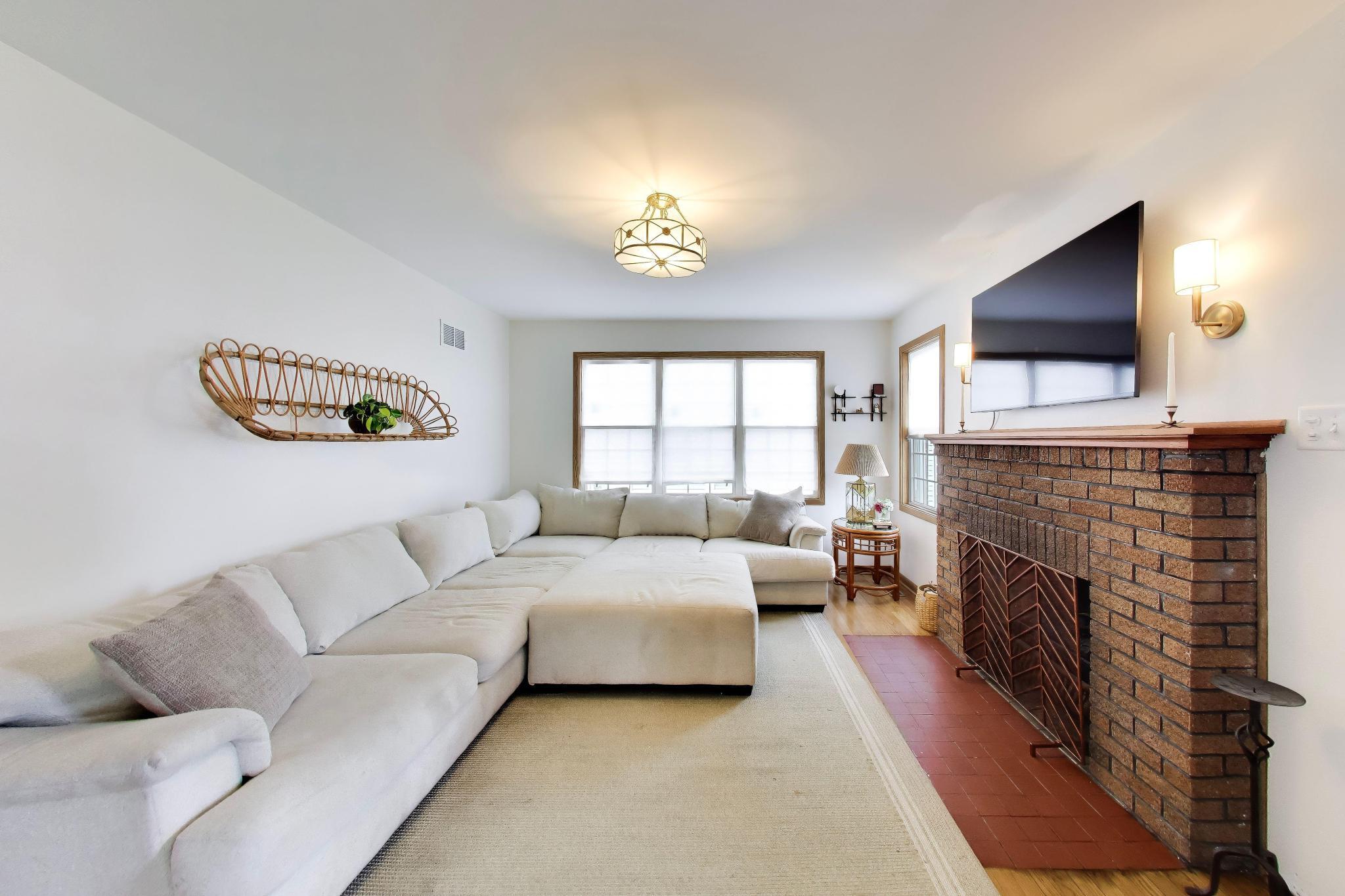 3290 Ridge Road, Highland, IN 46322; Image #3