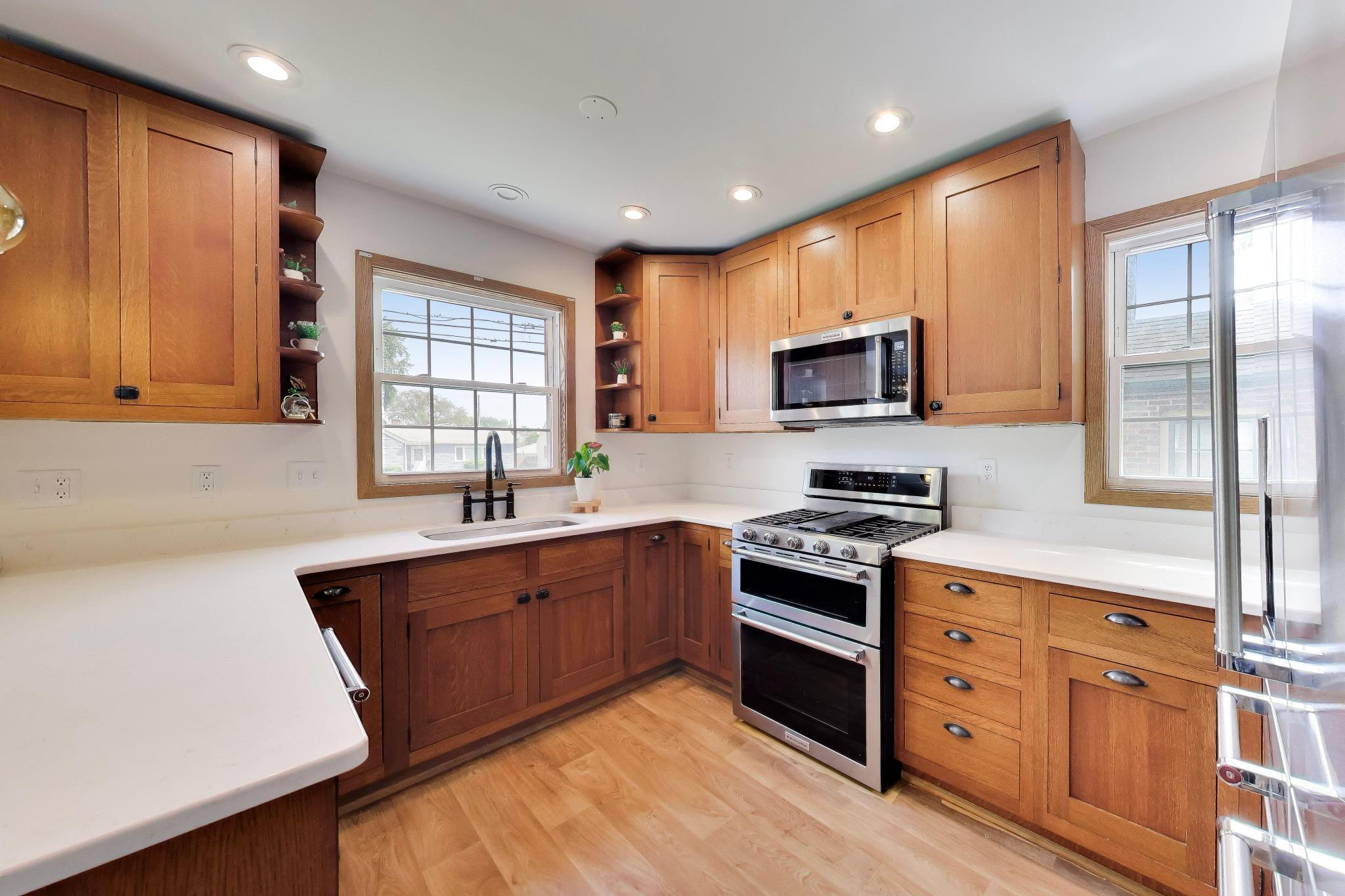 3290 Ridge Road, Highland, IN 46322; Image #9