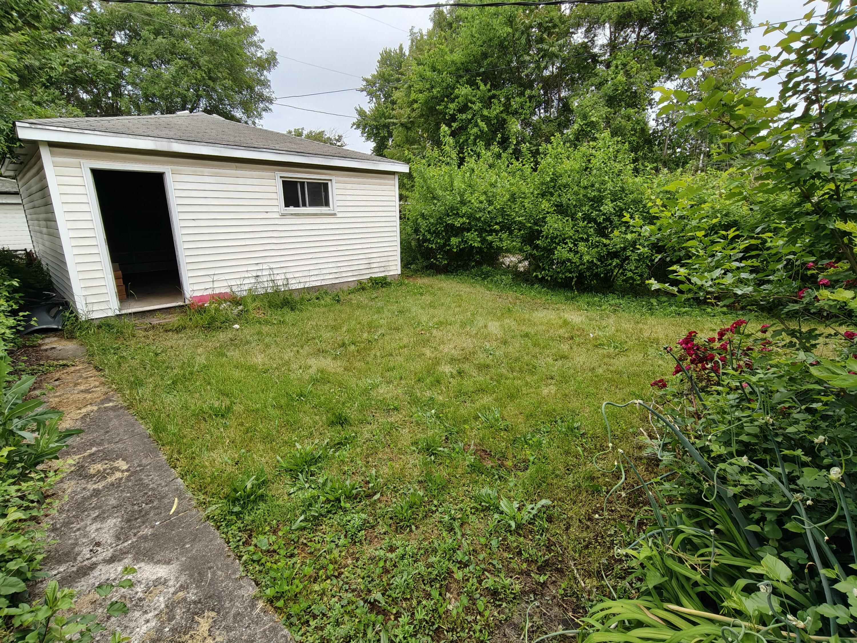 1154 Hendricks Street, Gary, IN 46404; Image #27