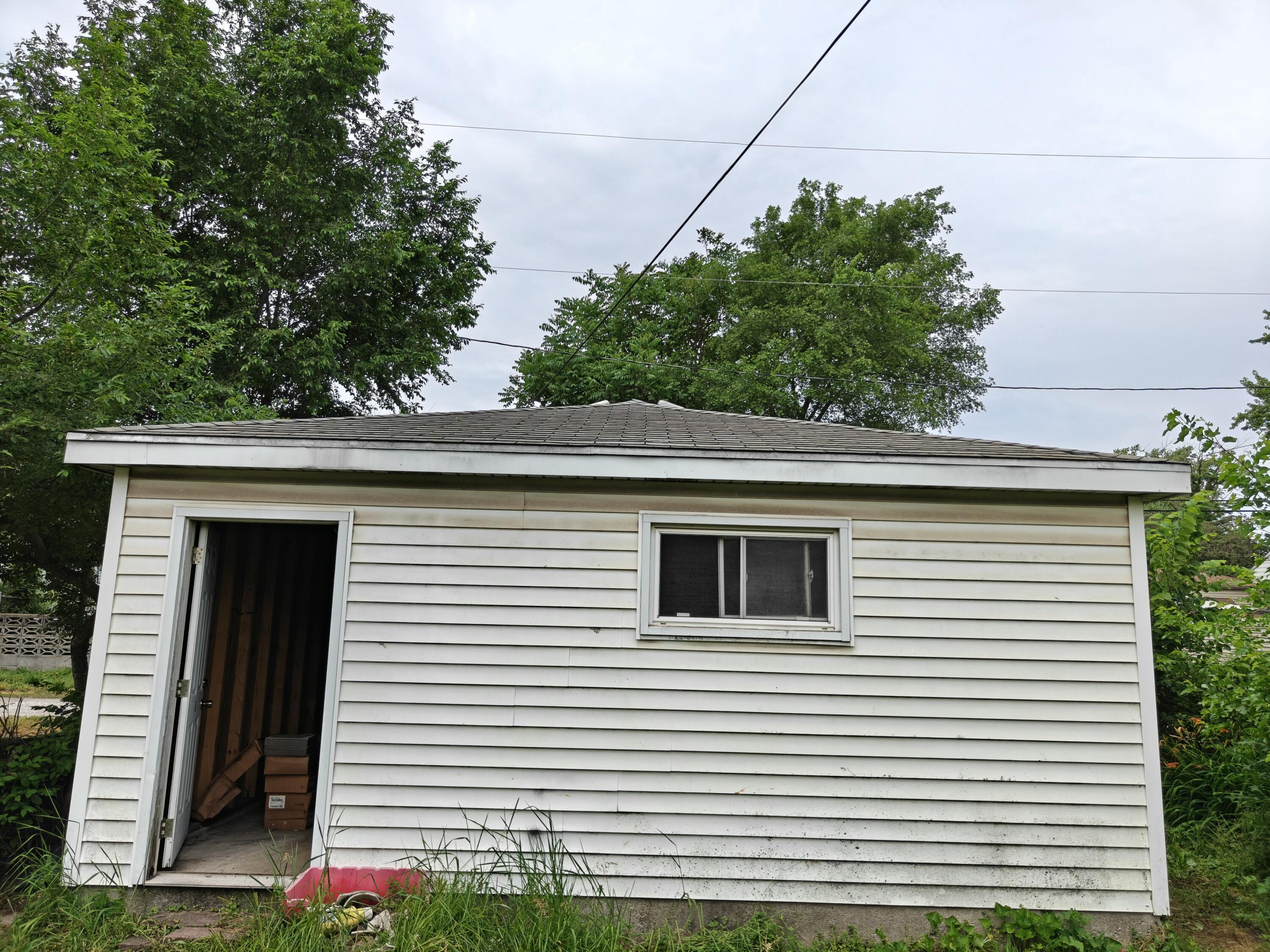 1154 Hendricks Street, Gary, IN 46404; Image #28