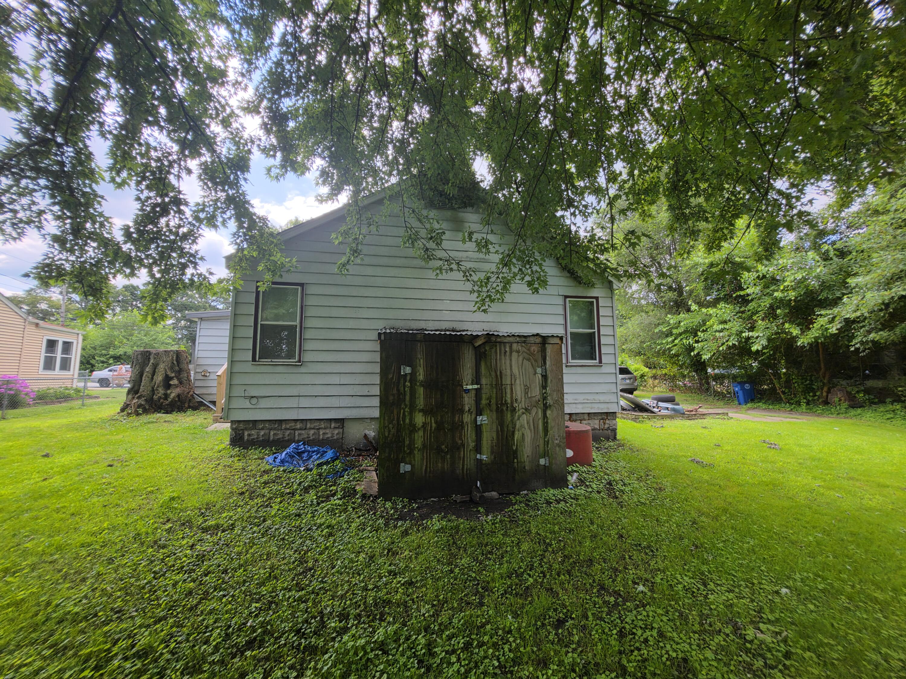 2420 E 35th Avenue, Lake Station, IN 46405; Image #10