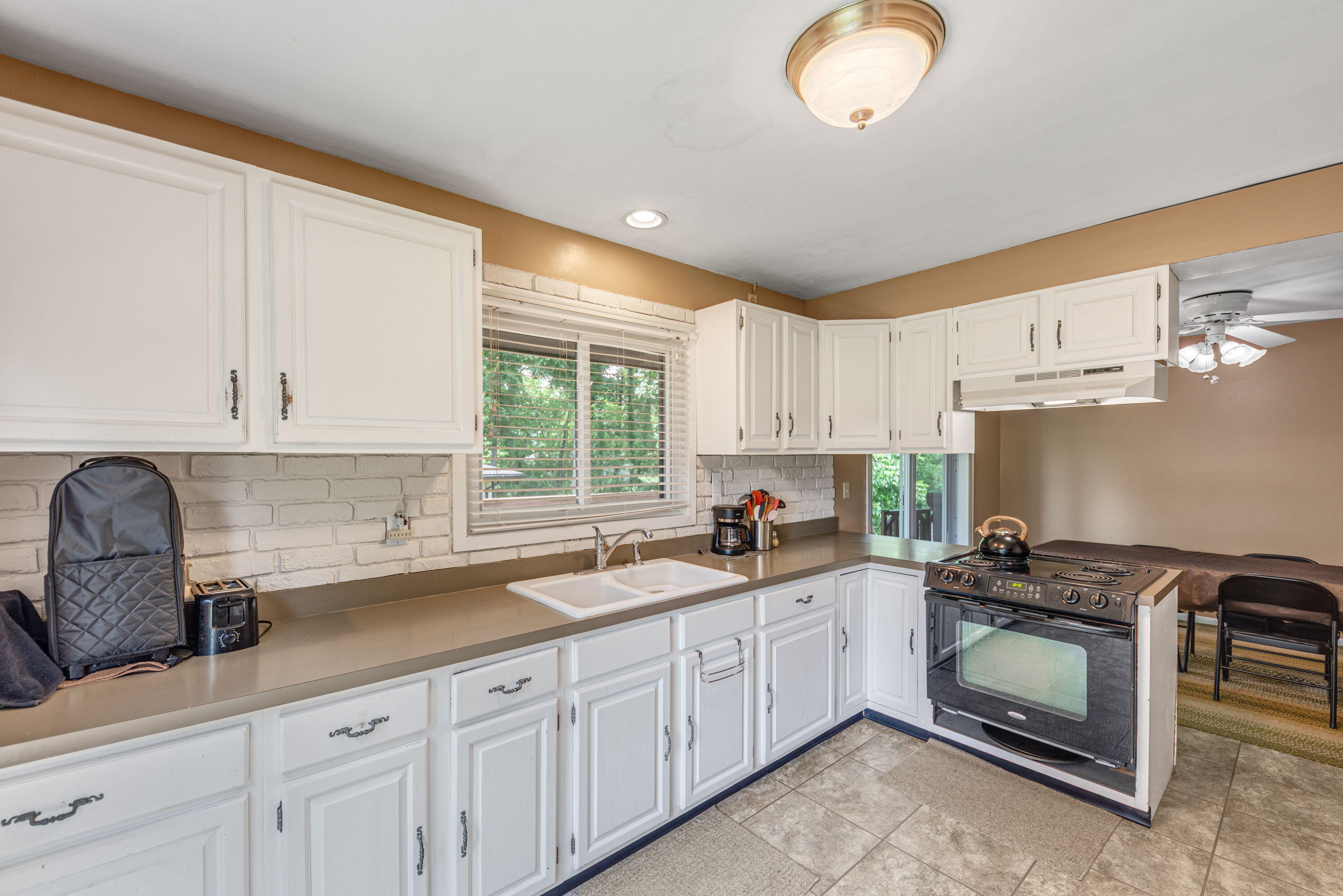 2337 Four Seasons Parkway, Crown Point, IN 46307; Image #4