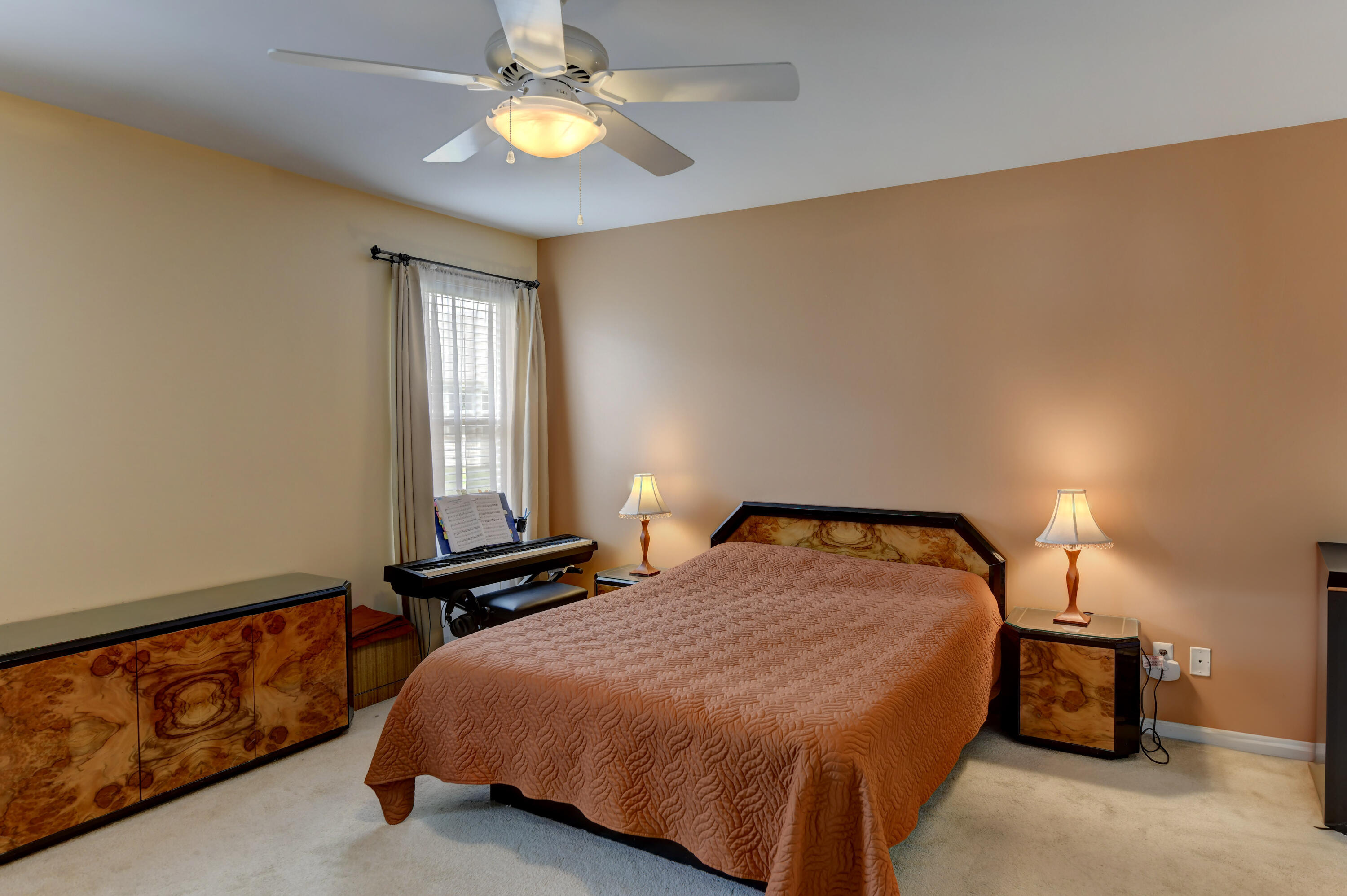 2028 Wildwood Circle, Highland, IN 46322; Image #17