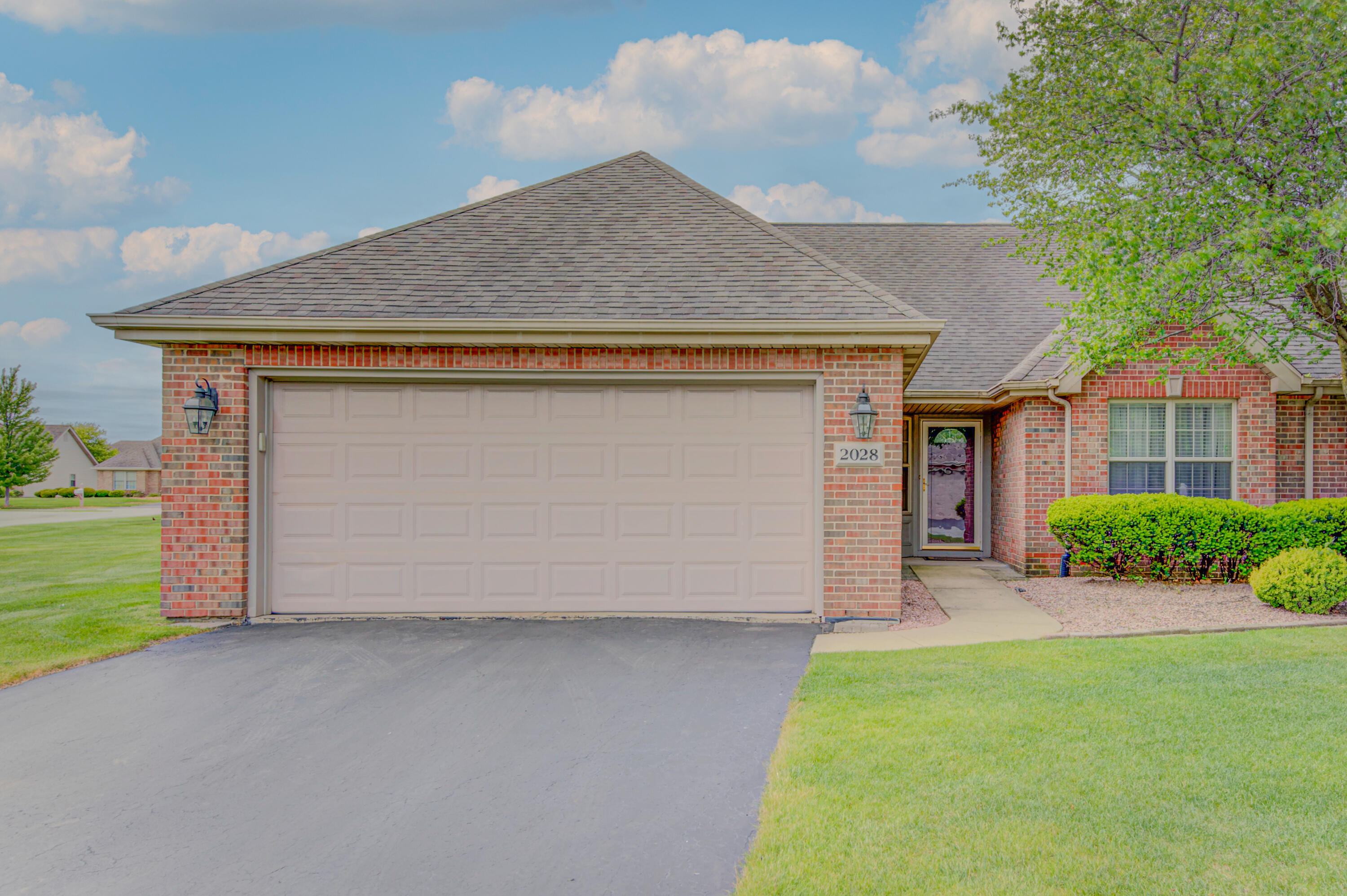 2028 Wildwood Circle, Highland, IN 46322; Image #2