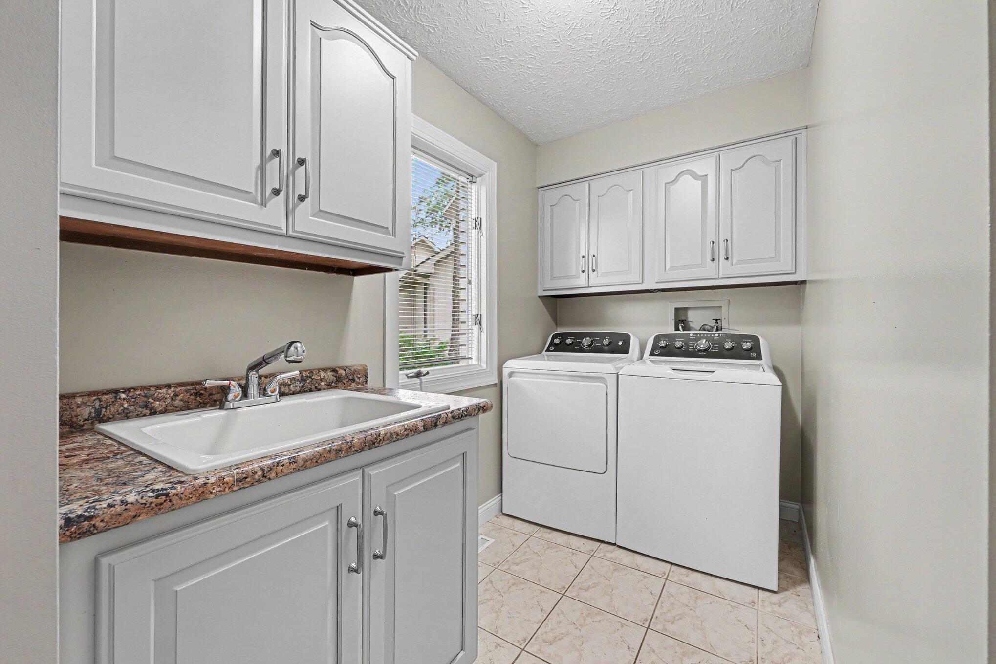185 Amhurst Place, Valparaiso, IN 46385; Image #23