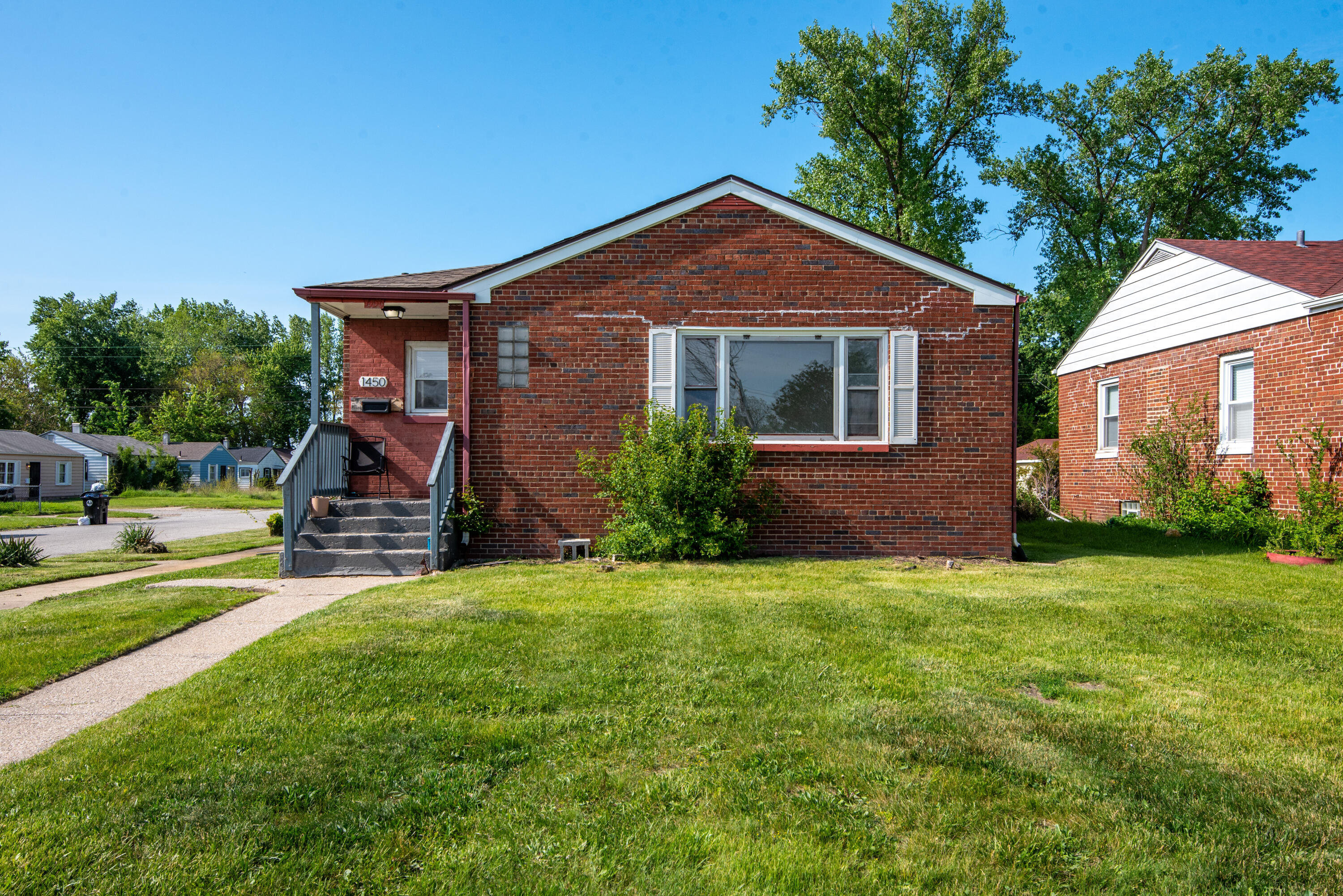 1450 W 35th Avenue, Gary, IN 46408; Image #2
