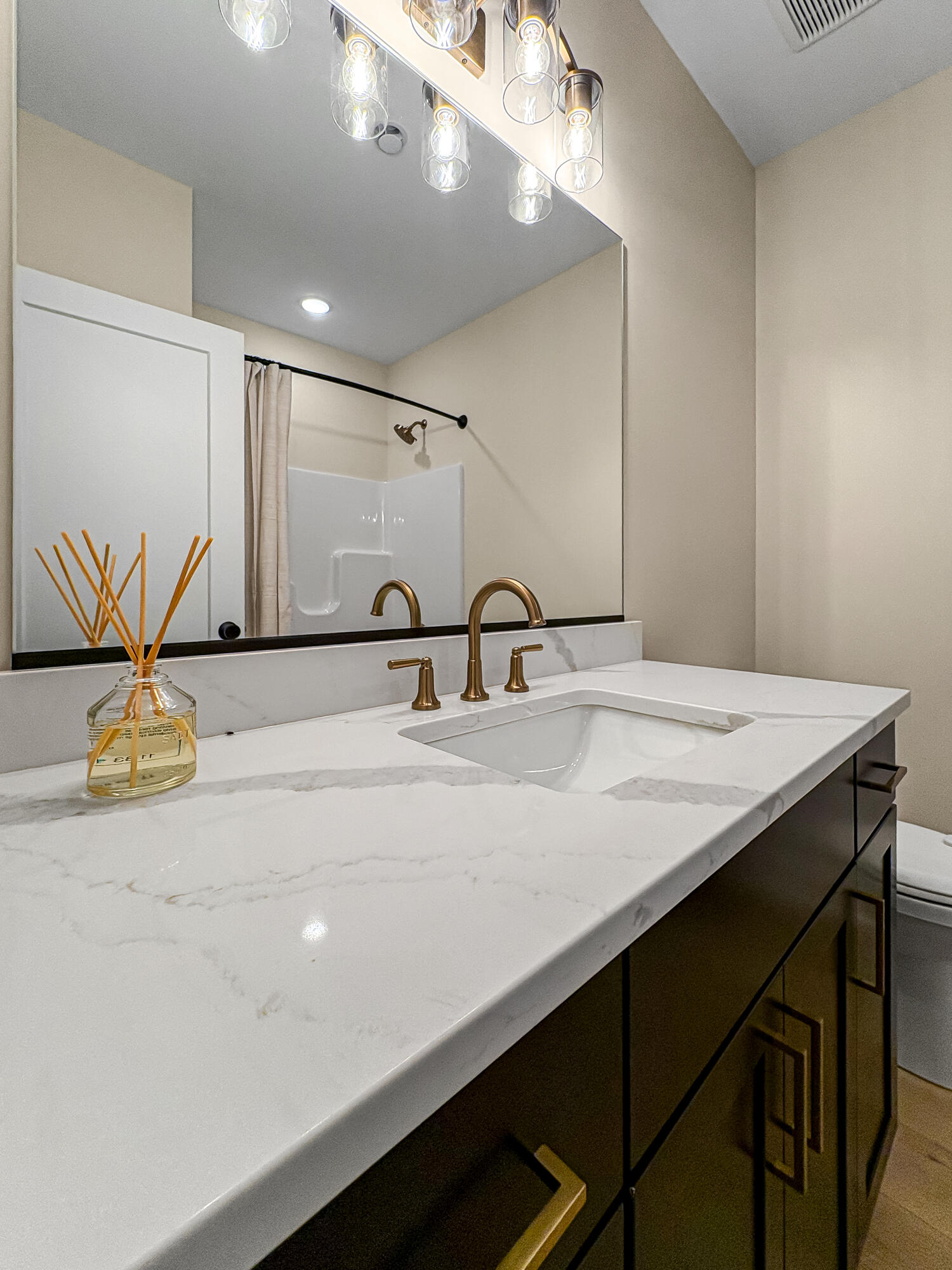 3105 Whispering Brook Lane, Valparaiso, IN 46385; Image #32
