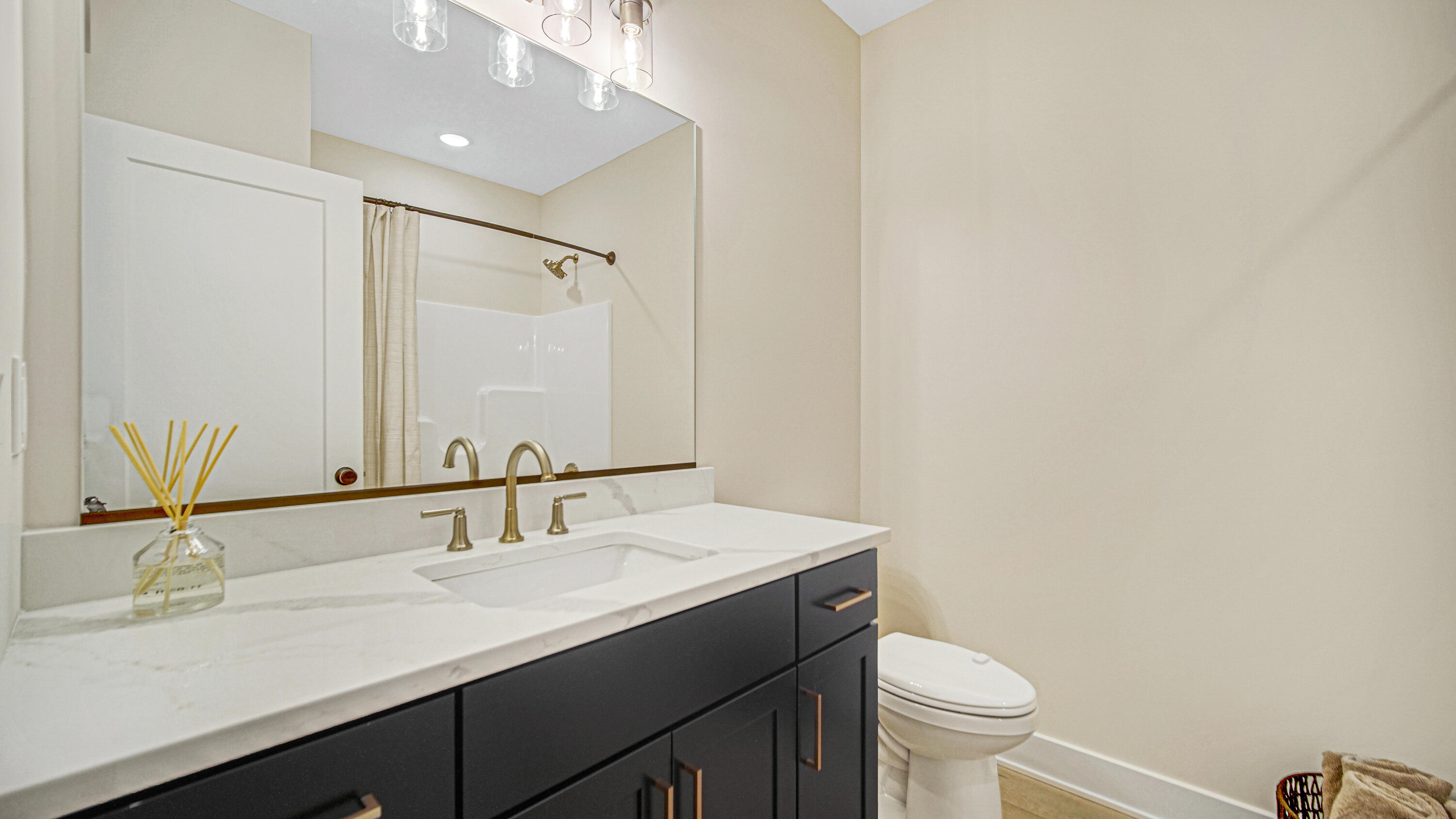 3105 Whispering Brook Lane, Valparaiso, IN 46385; Image #33