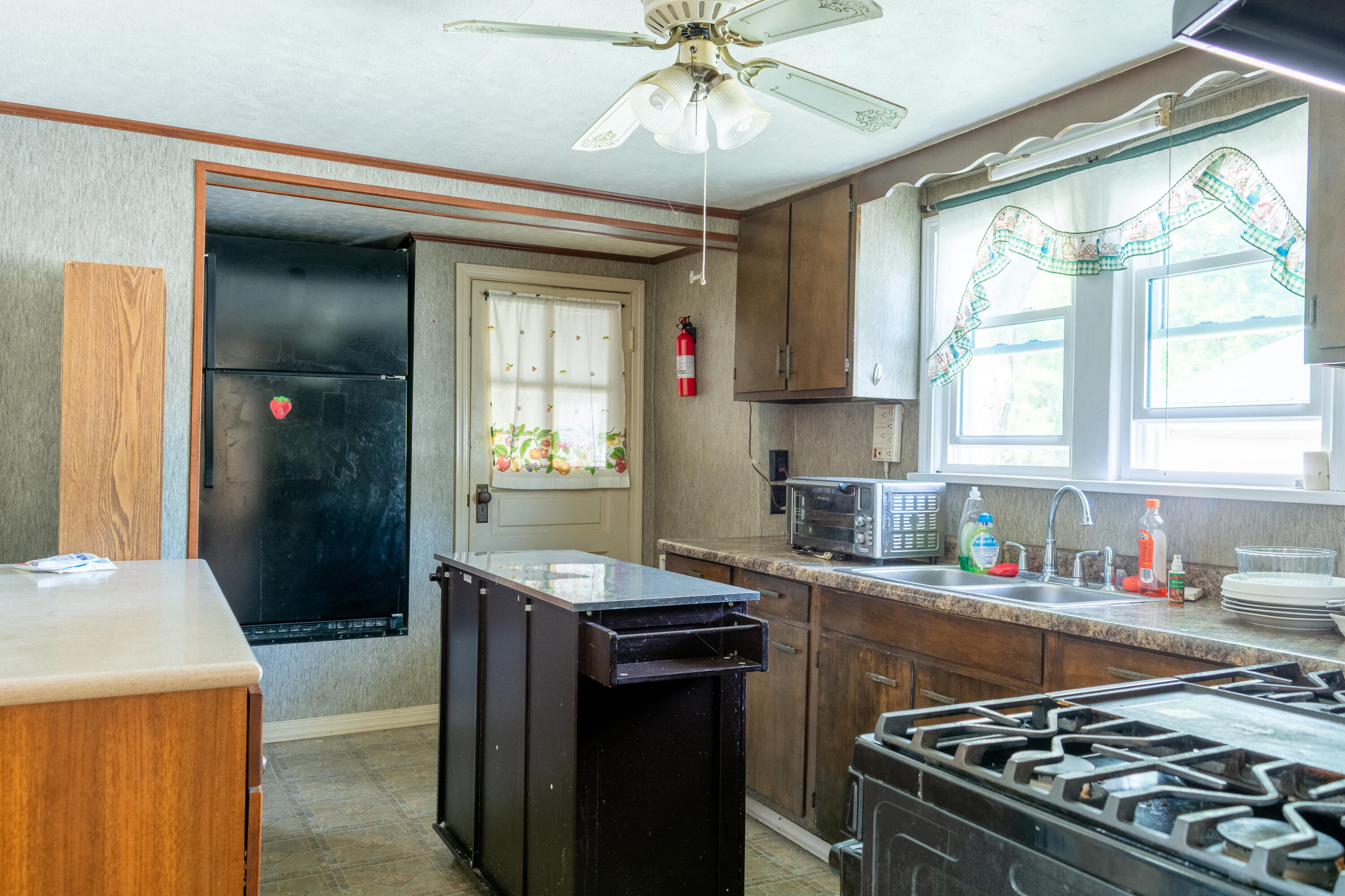 501 E Culver Road, Knox, IN 46534; Image #17