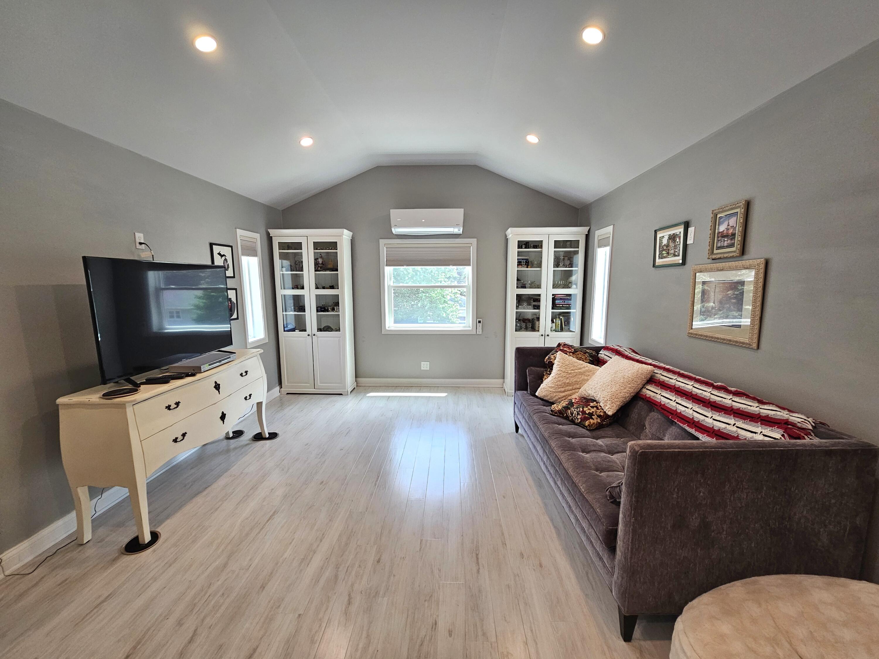 506 Washington Park Boulevard, Michigan City, IN 46360; Image #33