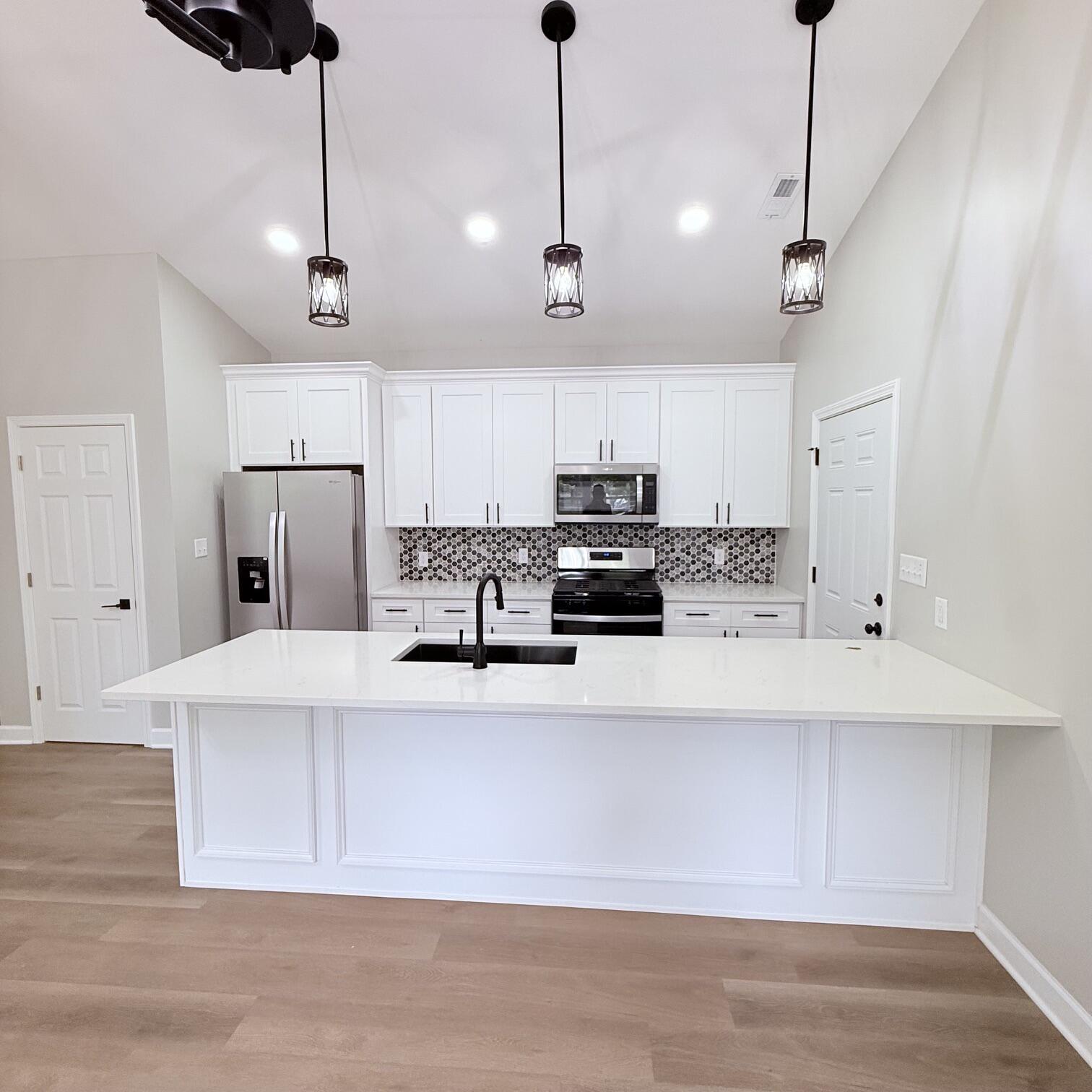 4212 Johnson Avenue, Hammond, IN 46327; Image #2