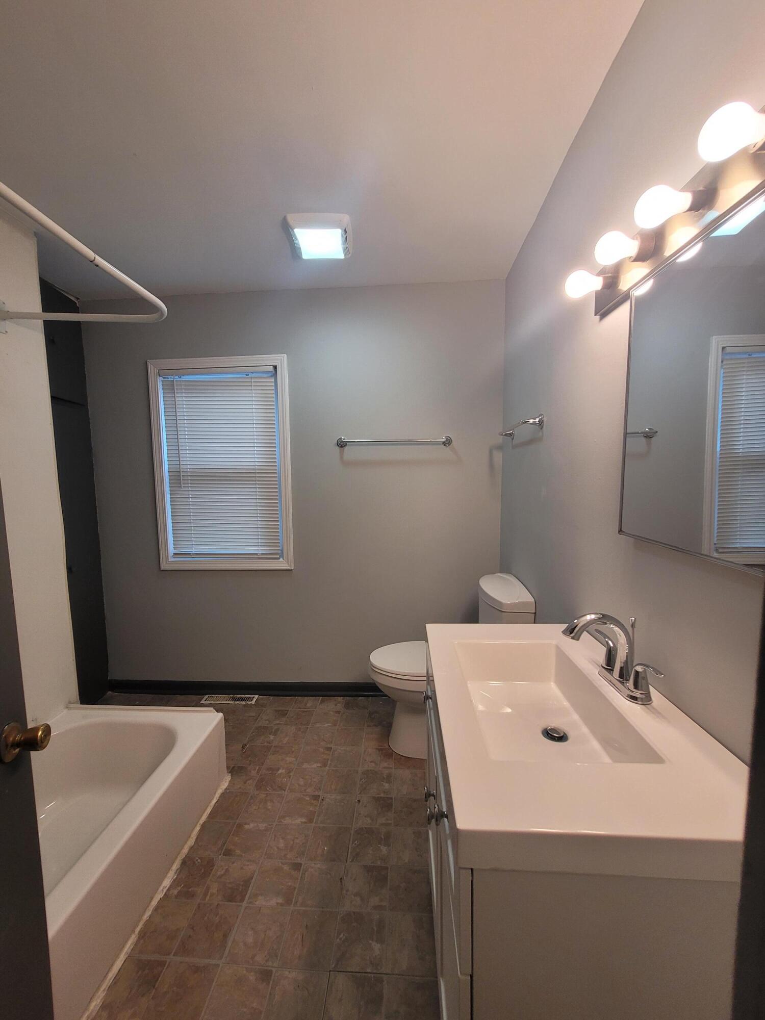 2734 Cleveland Street, Hammond, IN 46323; Image #15