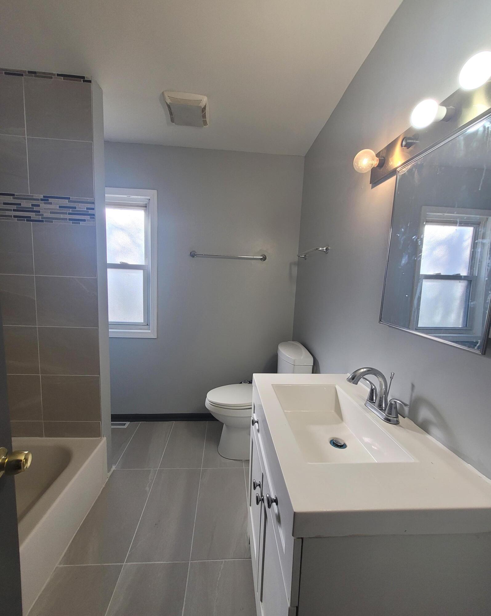 2734 Cleveland Street, Hammond, IN 46323; Image #16