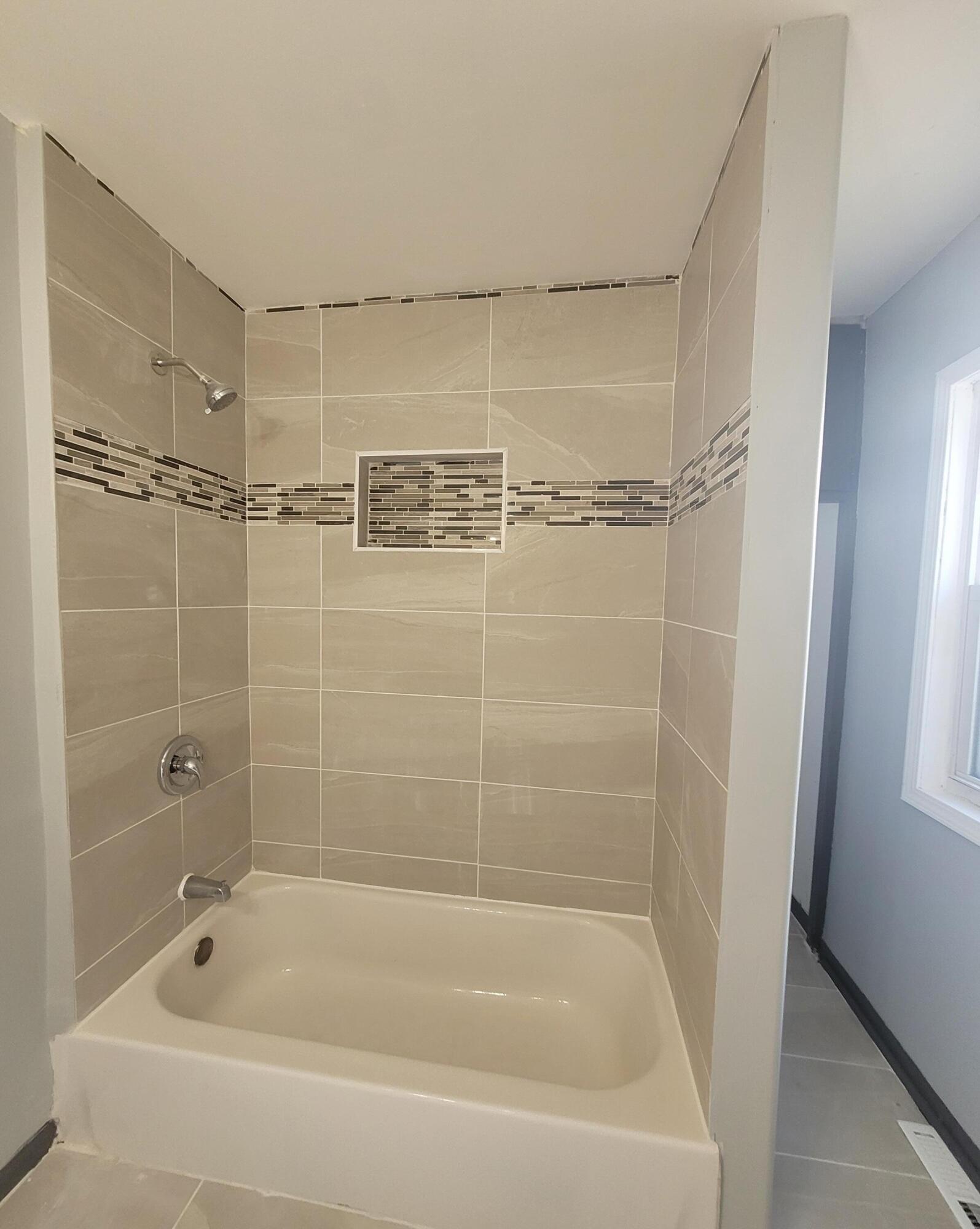 2734 Cleveland Street, Hammond, IN 46323; Image #17