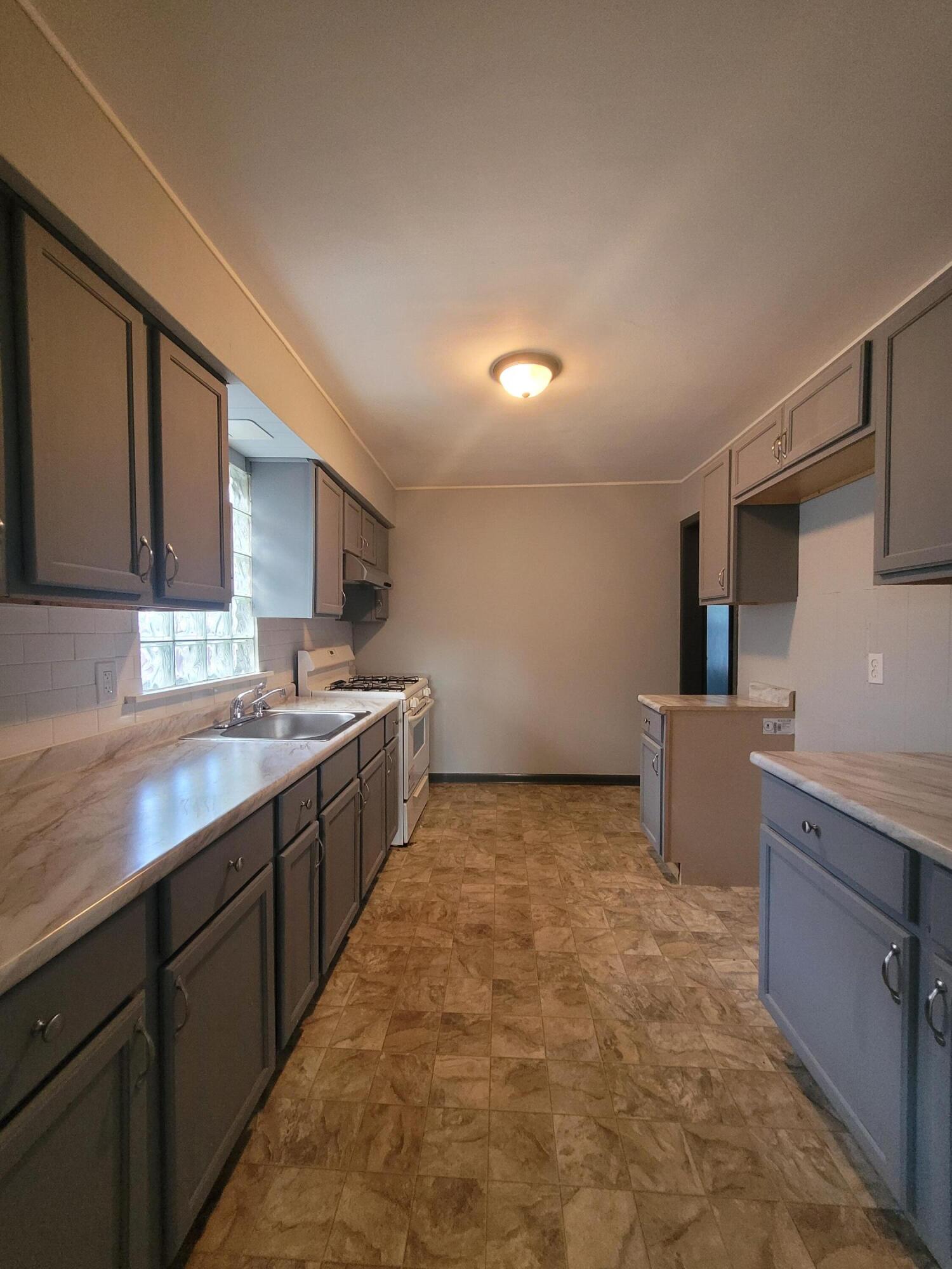 2734 Cleveland Street, Hammond, IN 46323; Image #8