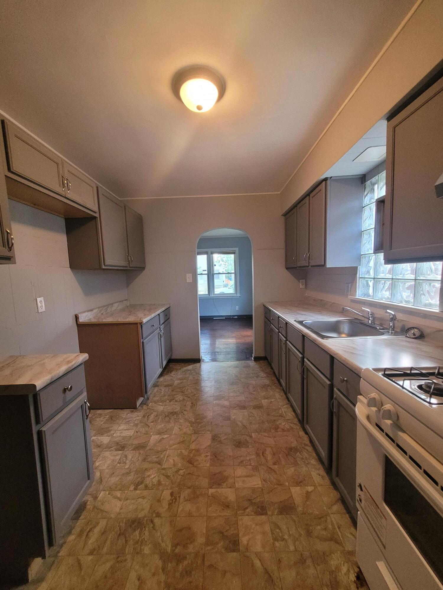2734 Cleveland Street, Hammond, IN 46323; Image #9