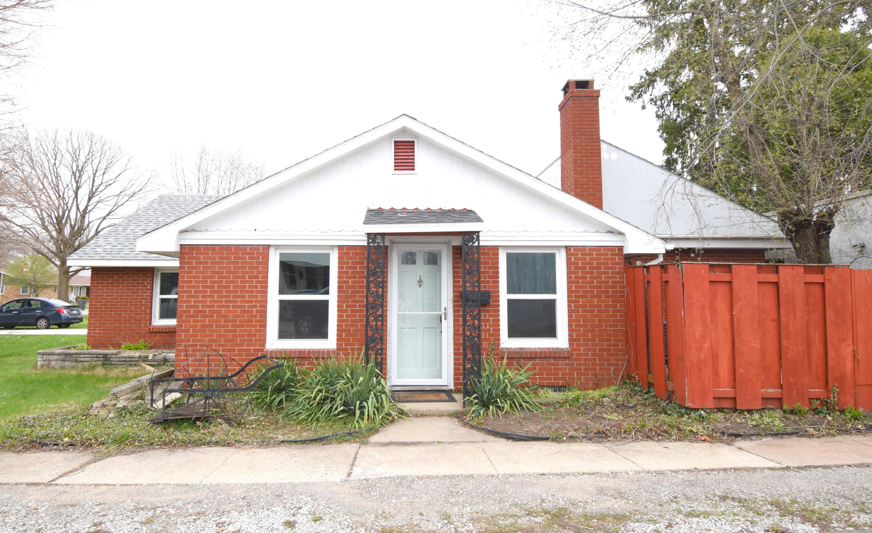 829 W Washington Street, Rensselaer, IN 47978; Image #7