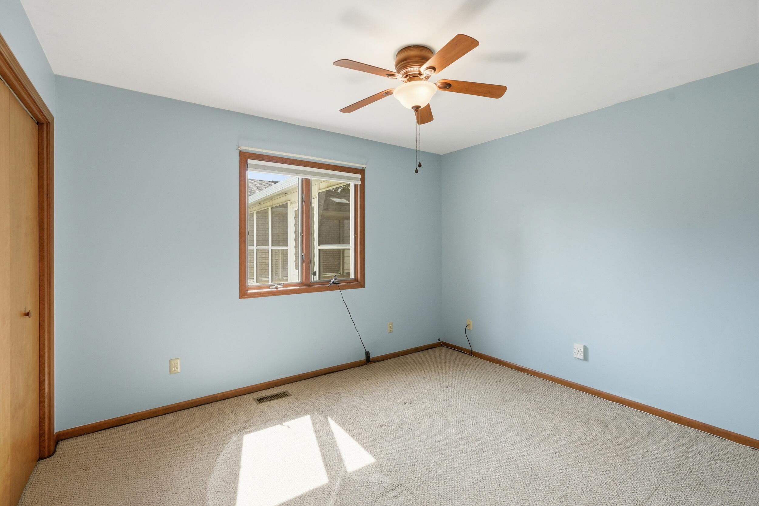 400 Commanche Drive, Lowell, IN 46356; Image #17