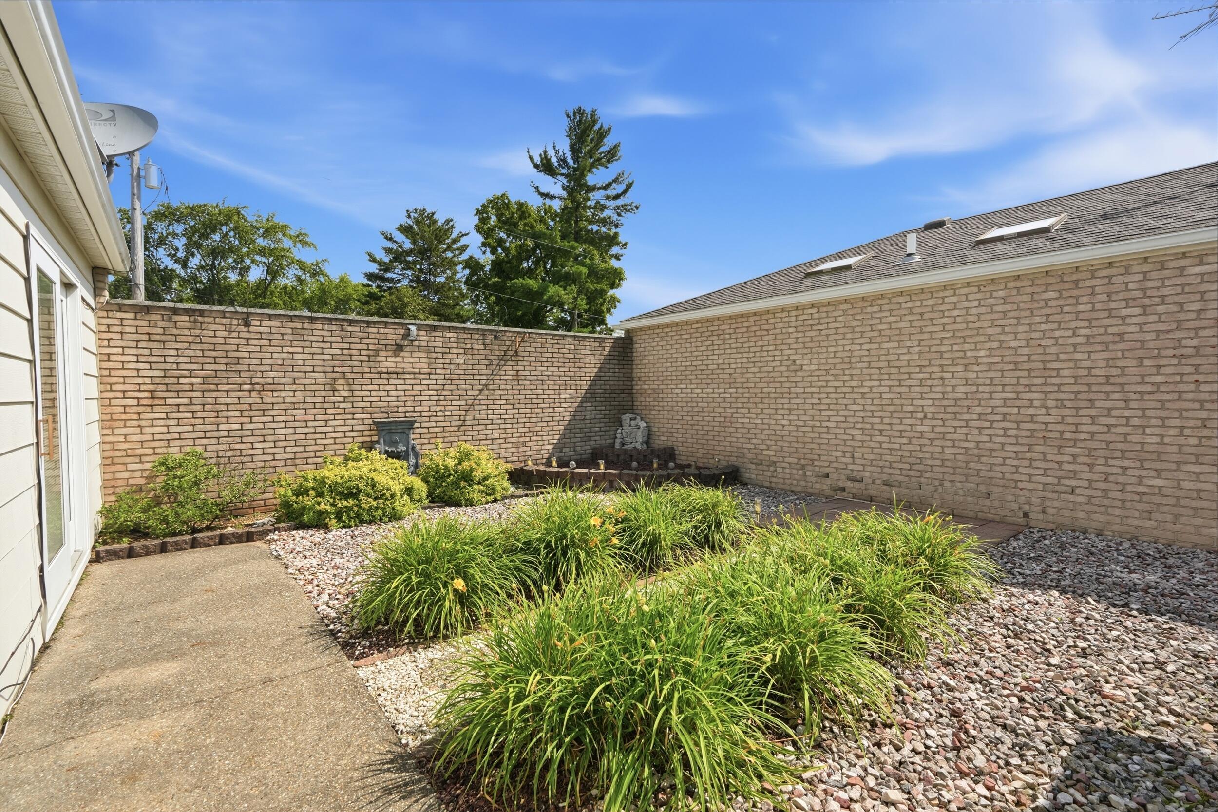 400 Commanche Drive, Lowell, IN 46356; Image #21