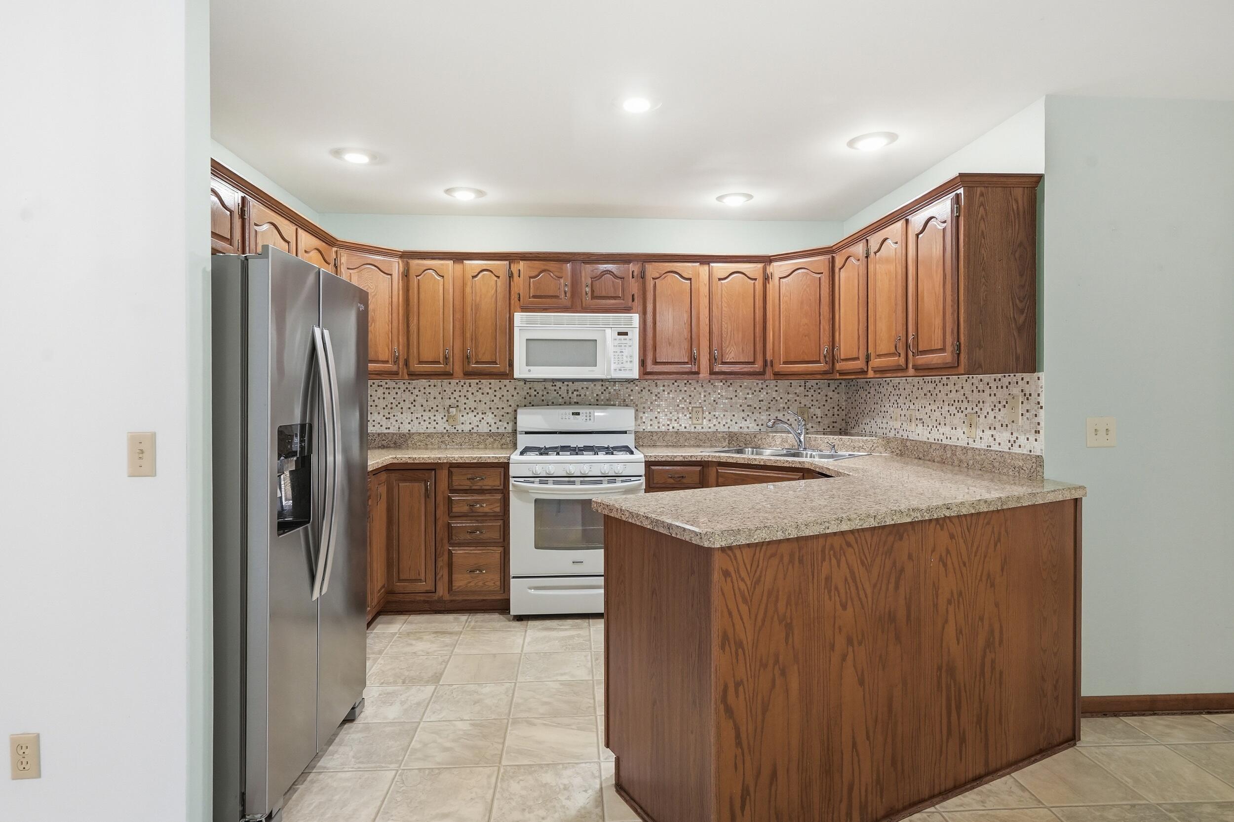 400 Commanche Drive, Lowell, IN 46356; Image #8