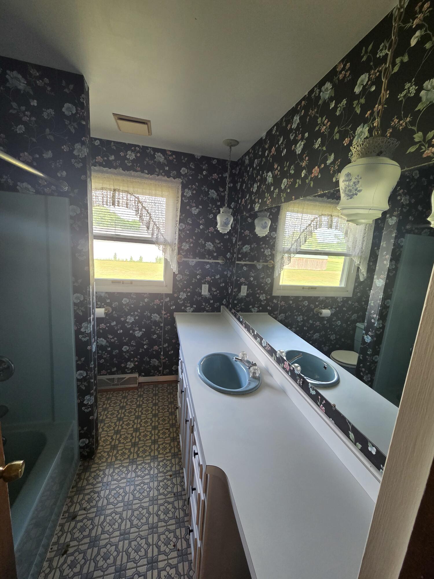 397 E 1300 N, Chesterton, IN 46304; Image #28