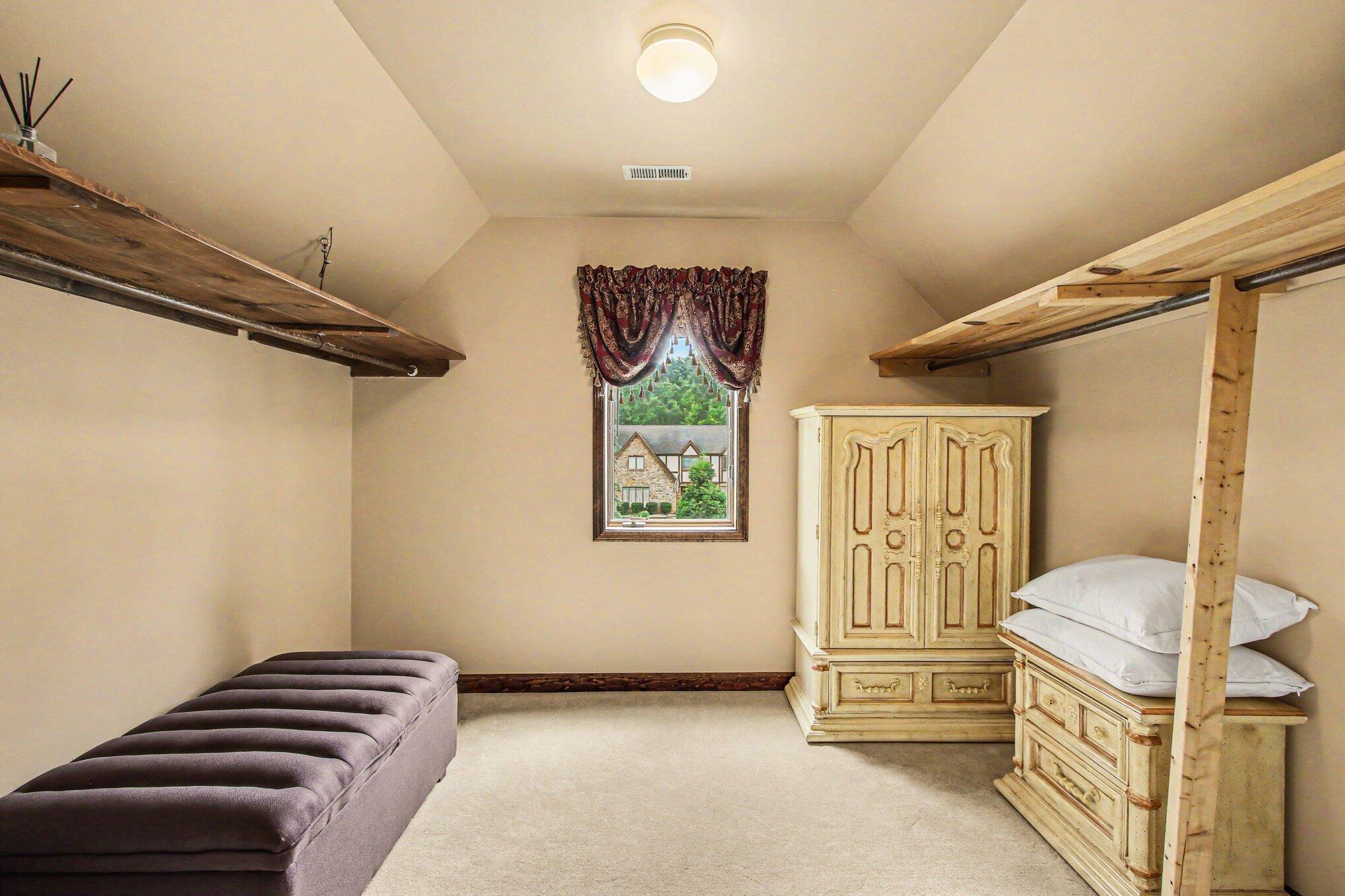 461 Amhurst Road, Valparaiso, IN 46385; Image #29