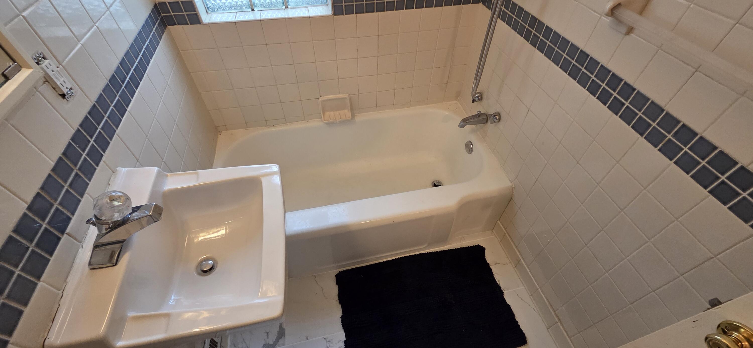 7515 Oak Avenue, Gary, IN 46403; Image #22