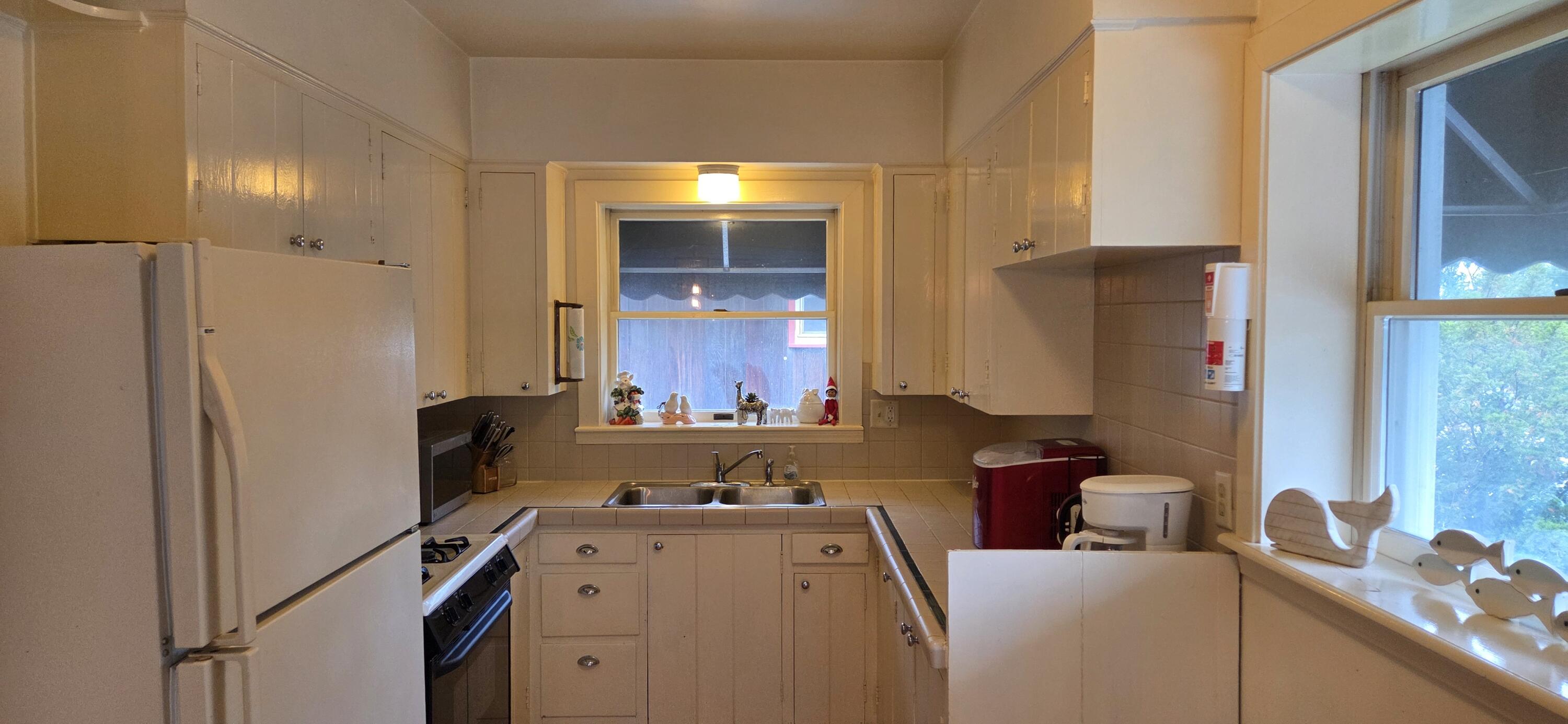 7515 Oak Avenue, Gary, IN 46403; Image #37