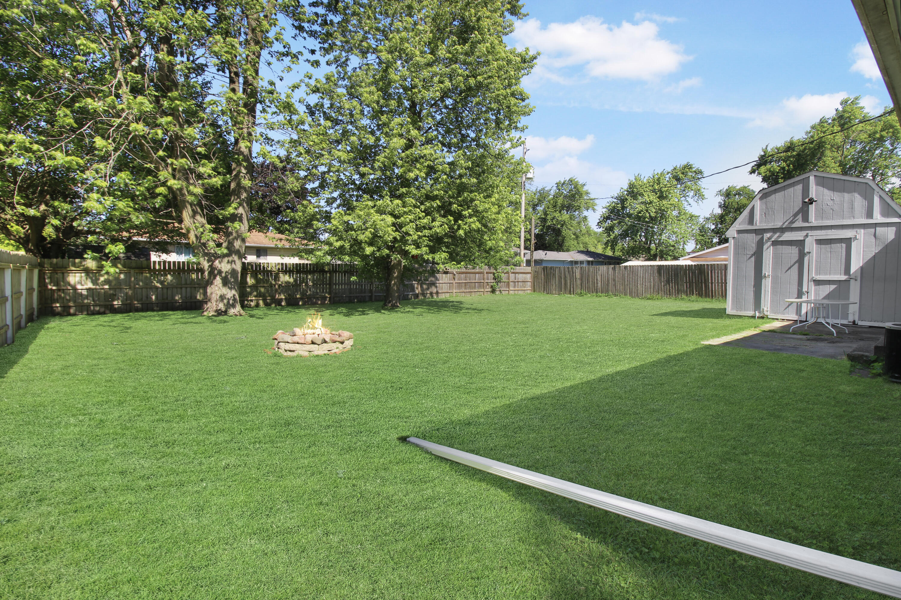 7714 Wallace Street, Merrillville, IN 46410; Image #4