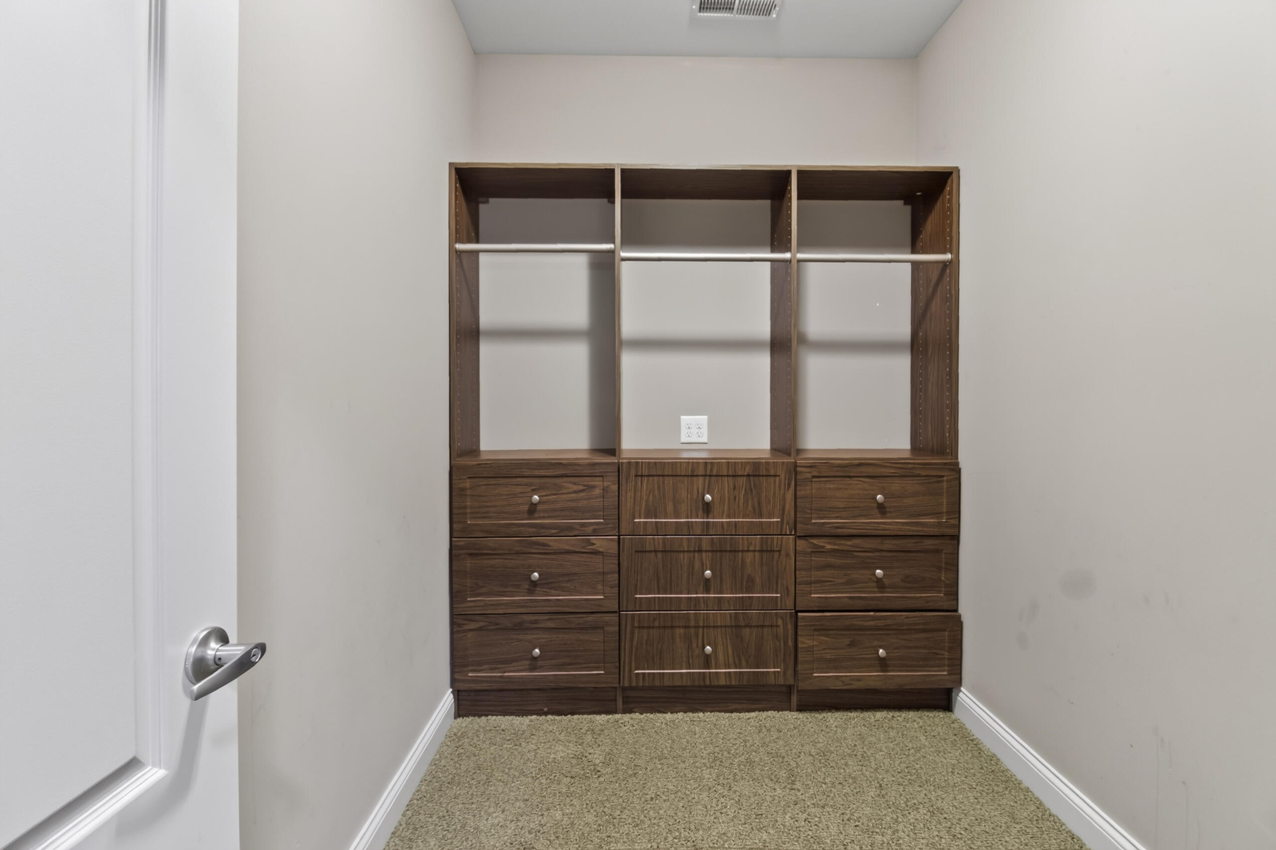 278 N 755 W, Hobart, IN 46342; Image #40
