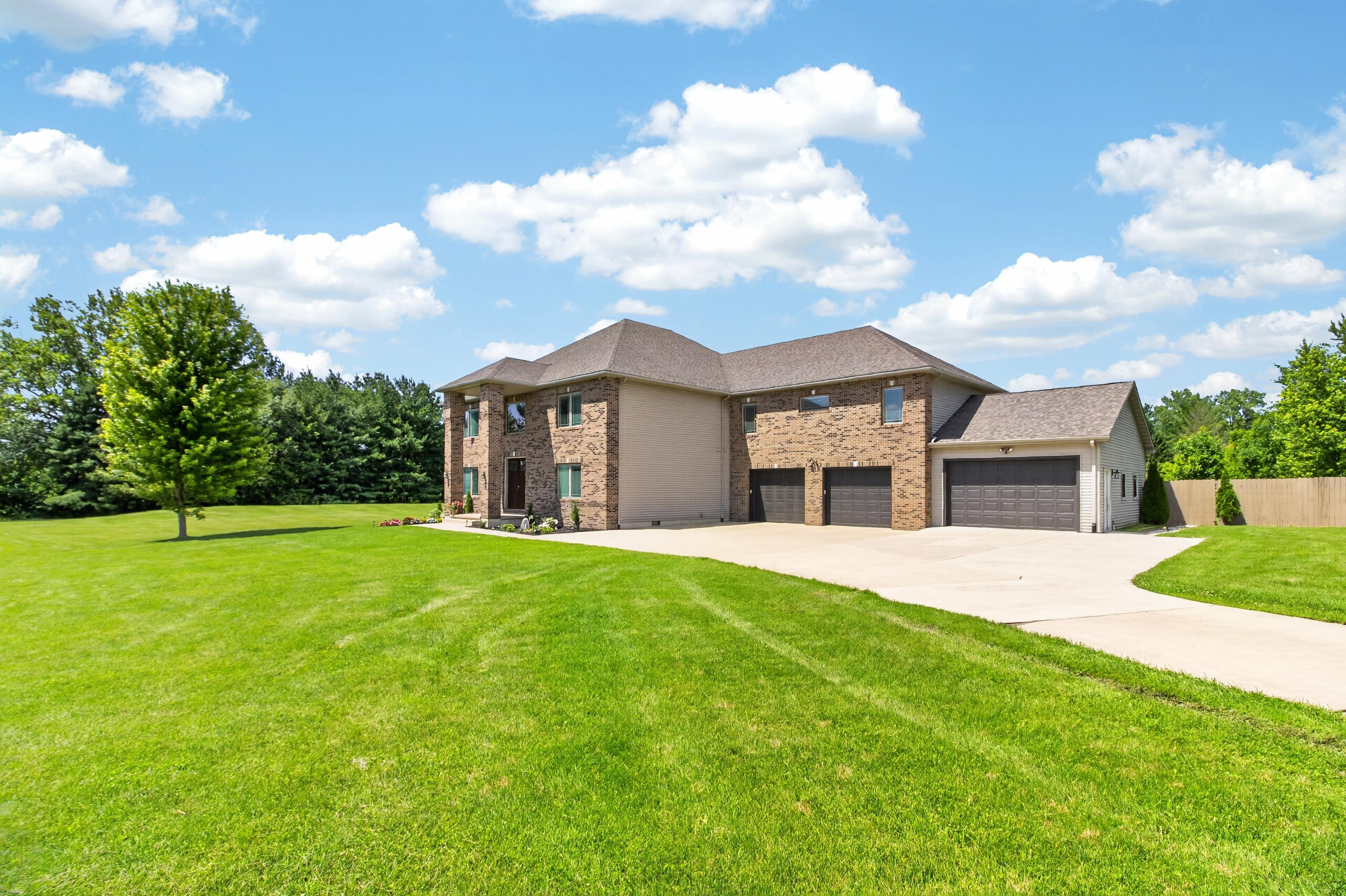278 N 755 W, Hobart, IN 46342; Image #59