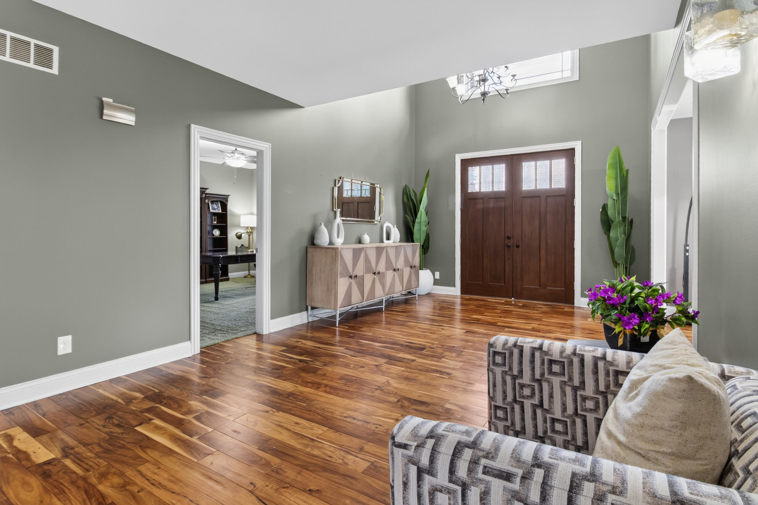 278 N 755 W, Hobart, IN 46342; Image #9