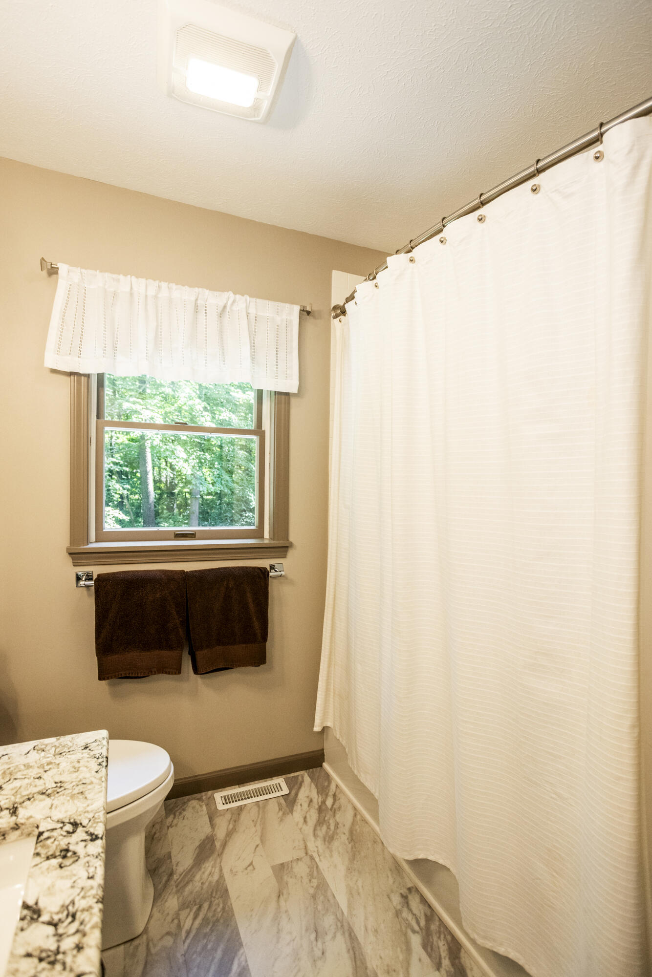 53254 Monticola Lane, Bristol, IN 46507; Image #82