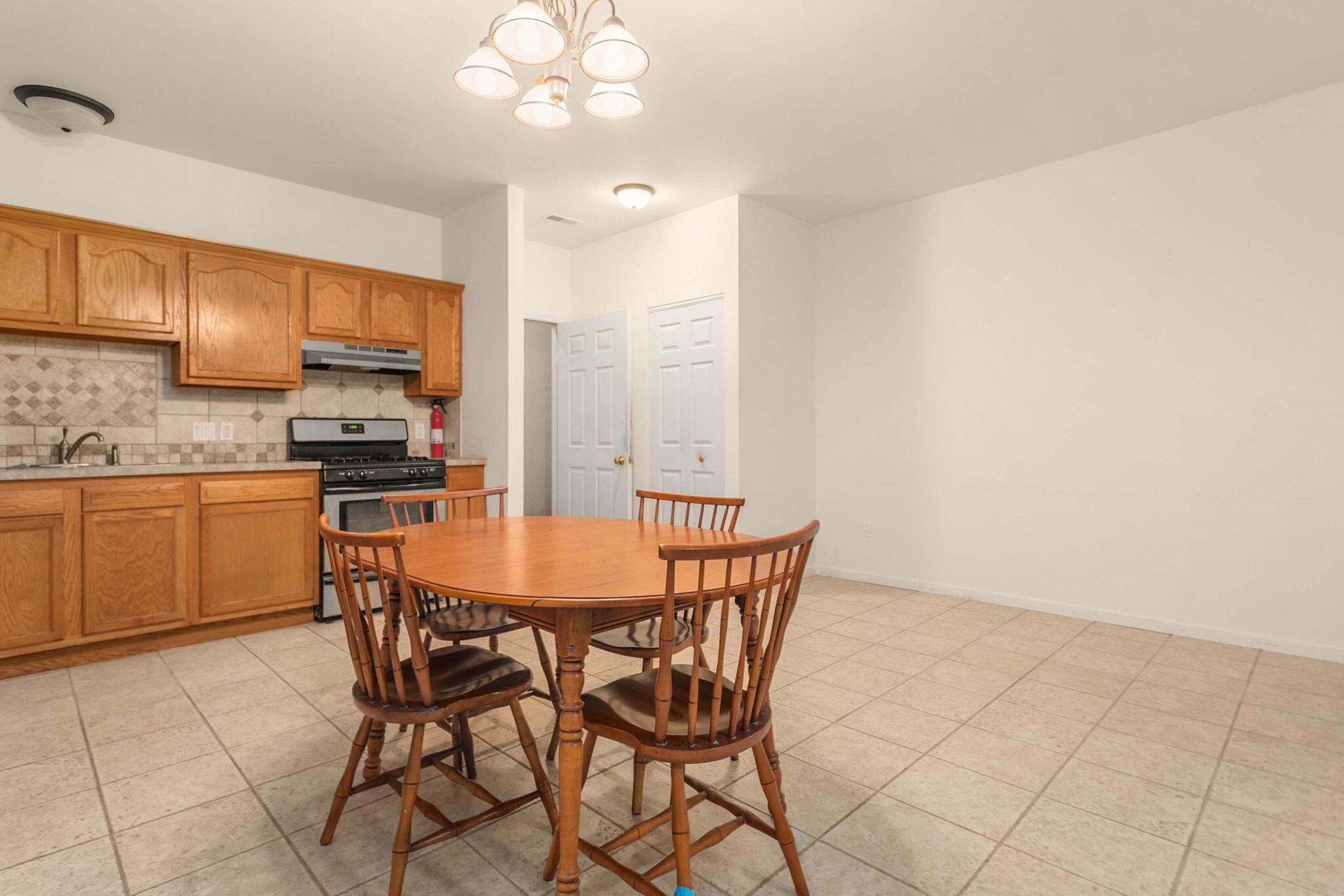525 S Filbert Street, New Carlisle, IN 46552; Image #30